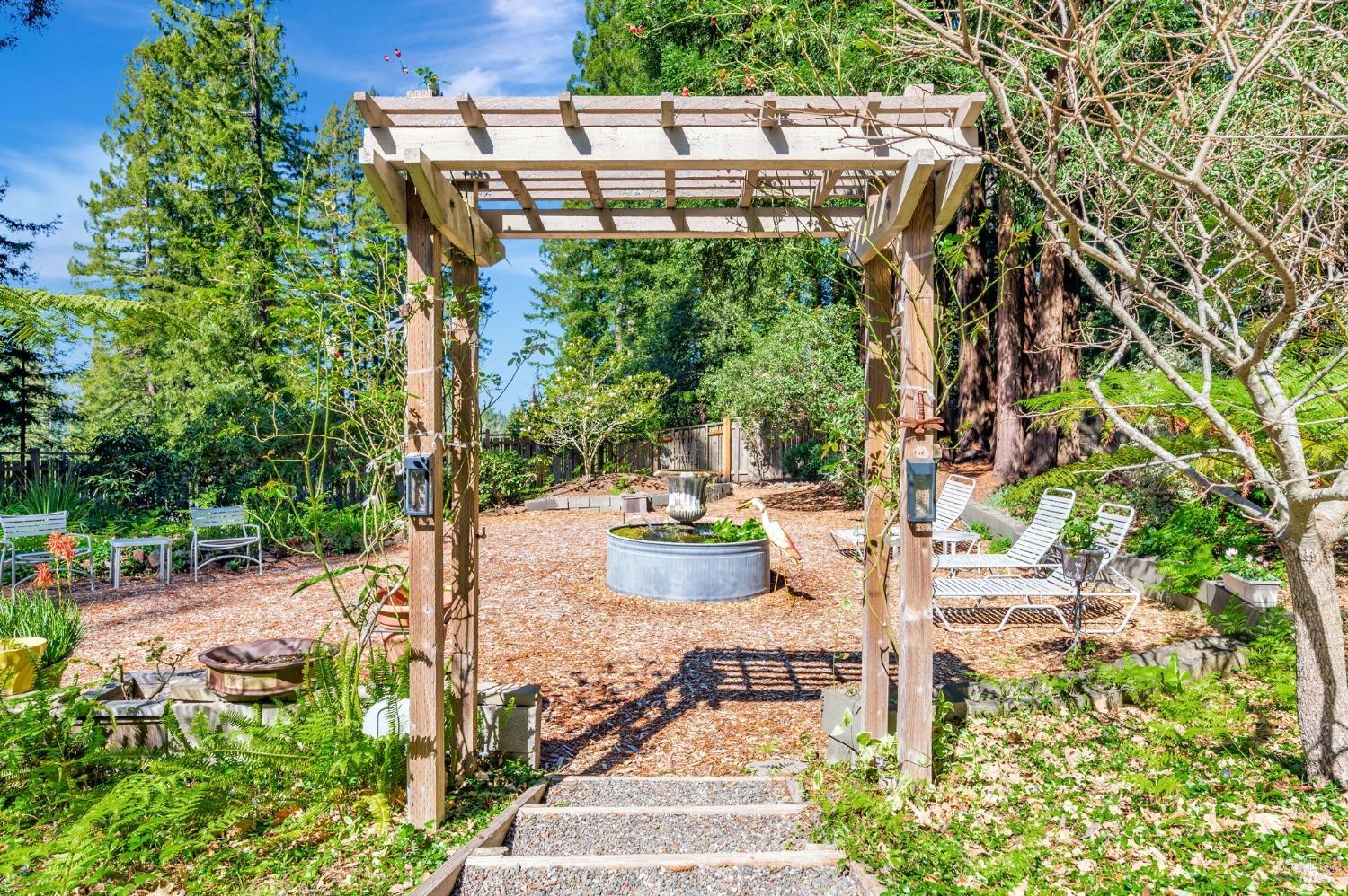 Sebastopol, California, 95472, United States, 4 Bedrooms Bedrooms, ,3 BathroomsBathrooms,Residential,For Sale,1989317