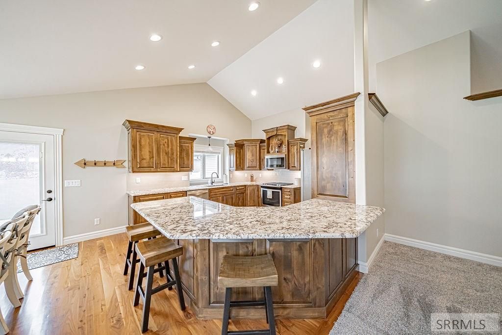 Idaho Falls, Idaho, 83404, United States, 5 Bedrooms Bedrooms, ,3 BathroomsBathrooms,Residential,For Sale,1987473