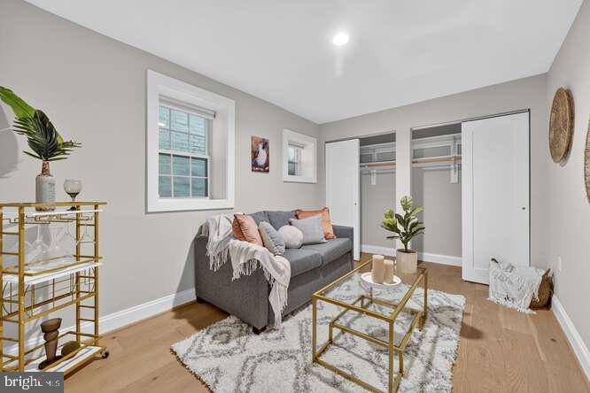 Washington, District of Columbia, 20009, United States, 2 Bedrooms Bedrooms, ,1 BathroomBathrooms,Residential,For Sale,1983201