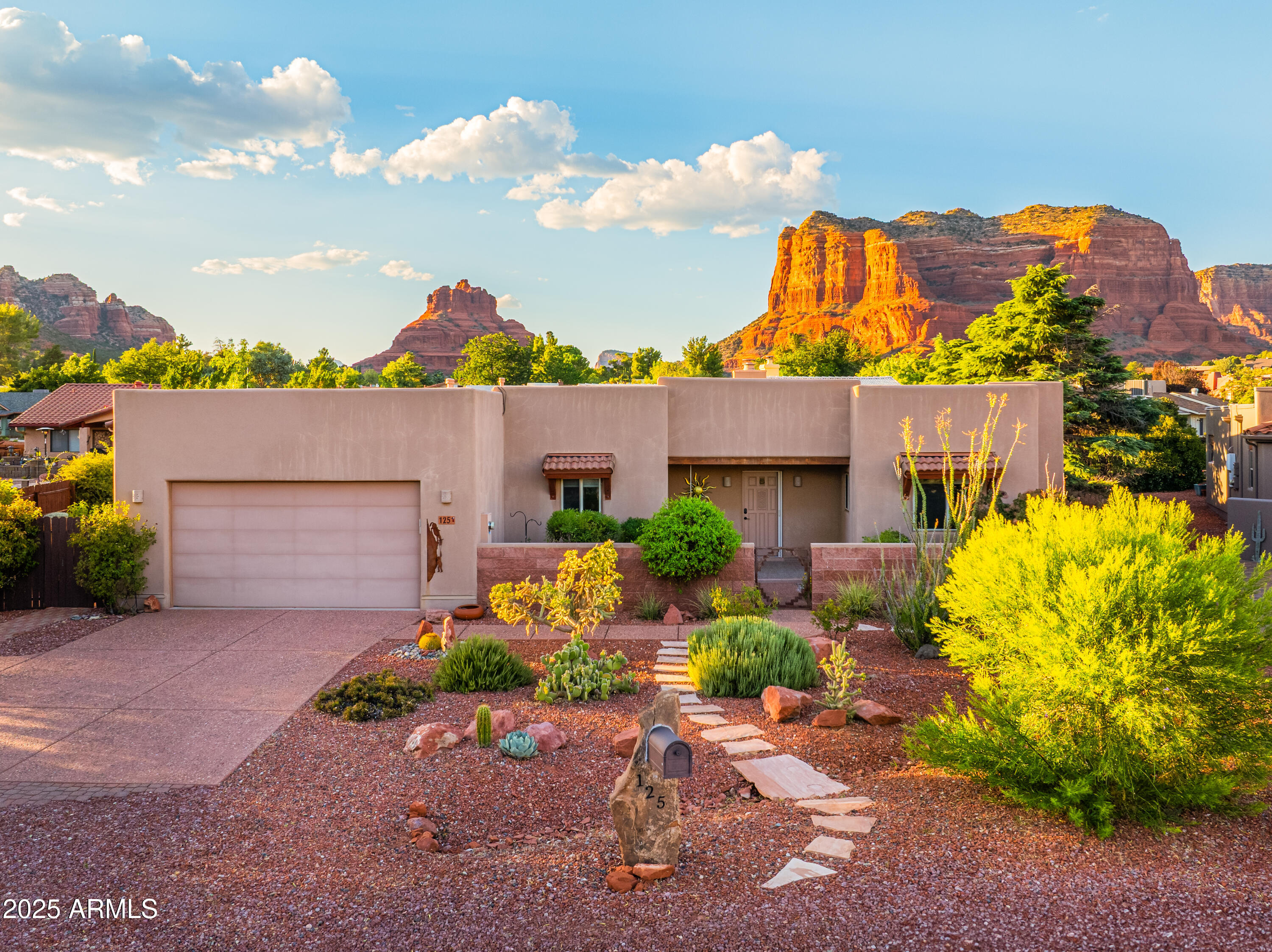 Sedona, Arizona, 86351, United States, 3 Bedrooms Bedrooms, ,Residential,For Sale,1933576