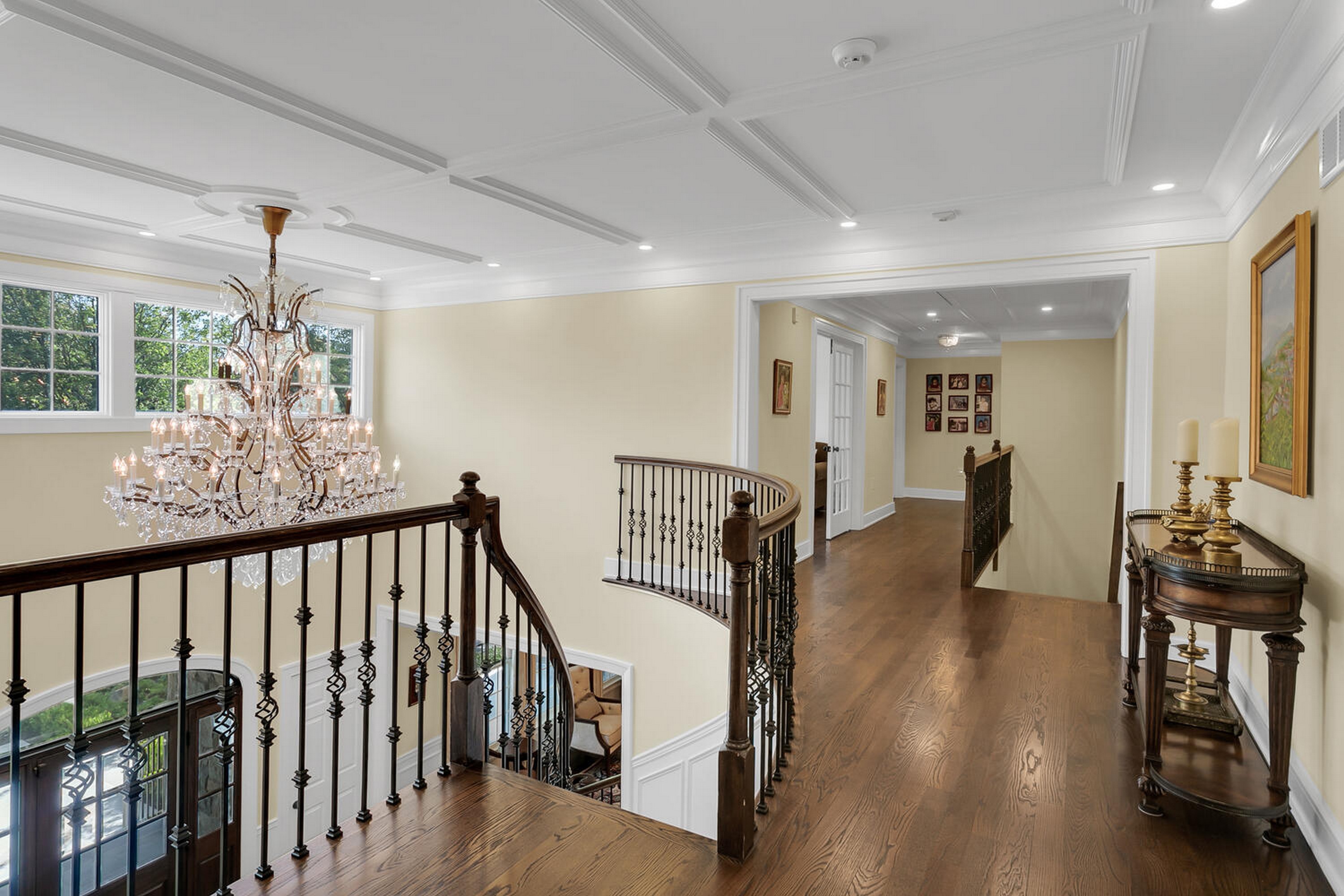  3 Bretwood Dr N - 物件實景