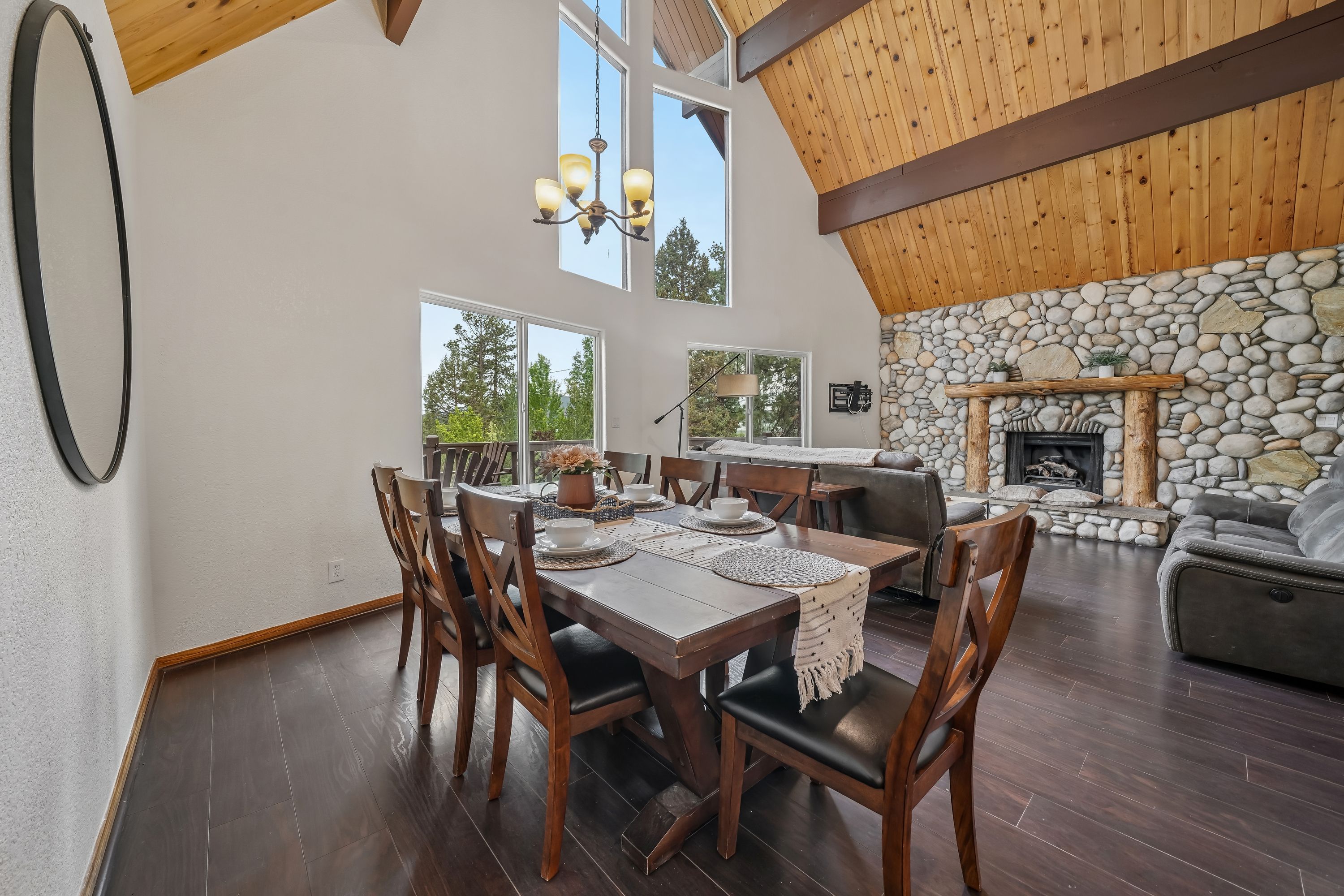  265 Eagle Drive, Big Bear Lake, CA 92315 - 物件實景
