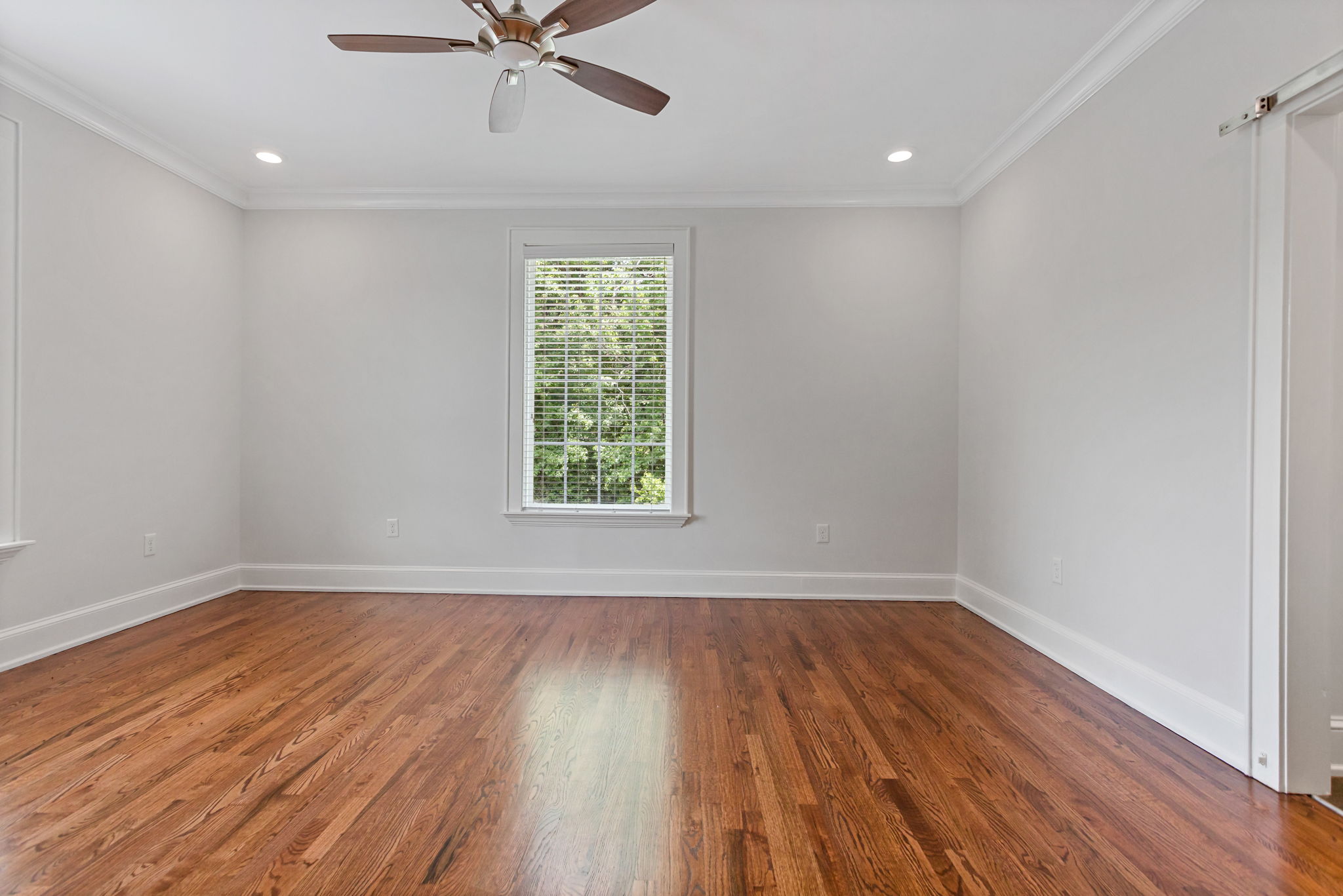  204 Crestwood Drive, Greenville, SC 29609 - 物件實景