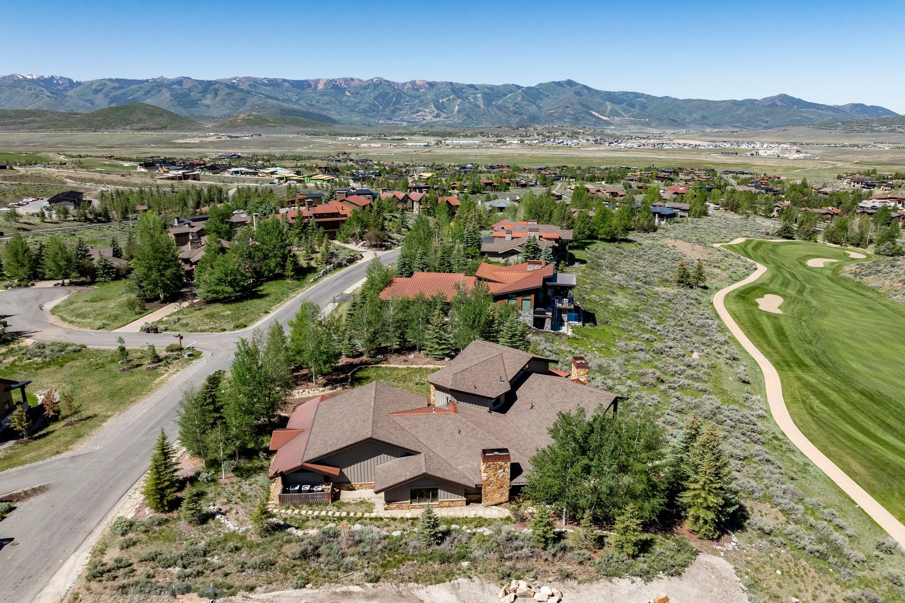  A True Mountain Escape in Promontory with Golf and Ski Views - 物件實景