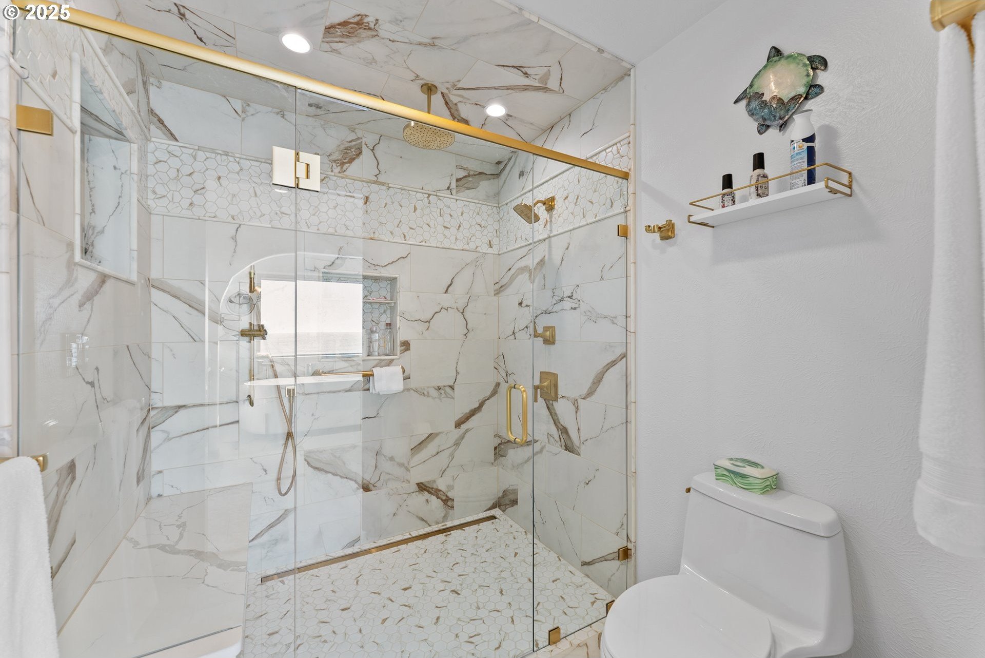 Brookings, Oregon, 97415, United States, 3 Bedrooms Bedrooms, ,3 BathroomsBathrooms,Residential,For Sale,1996453