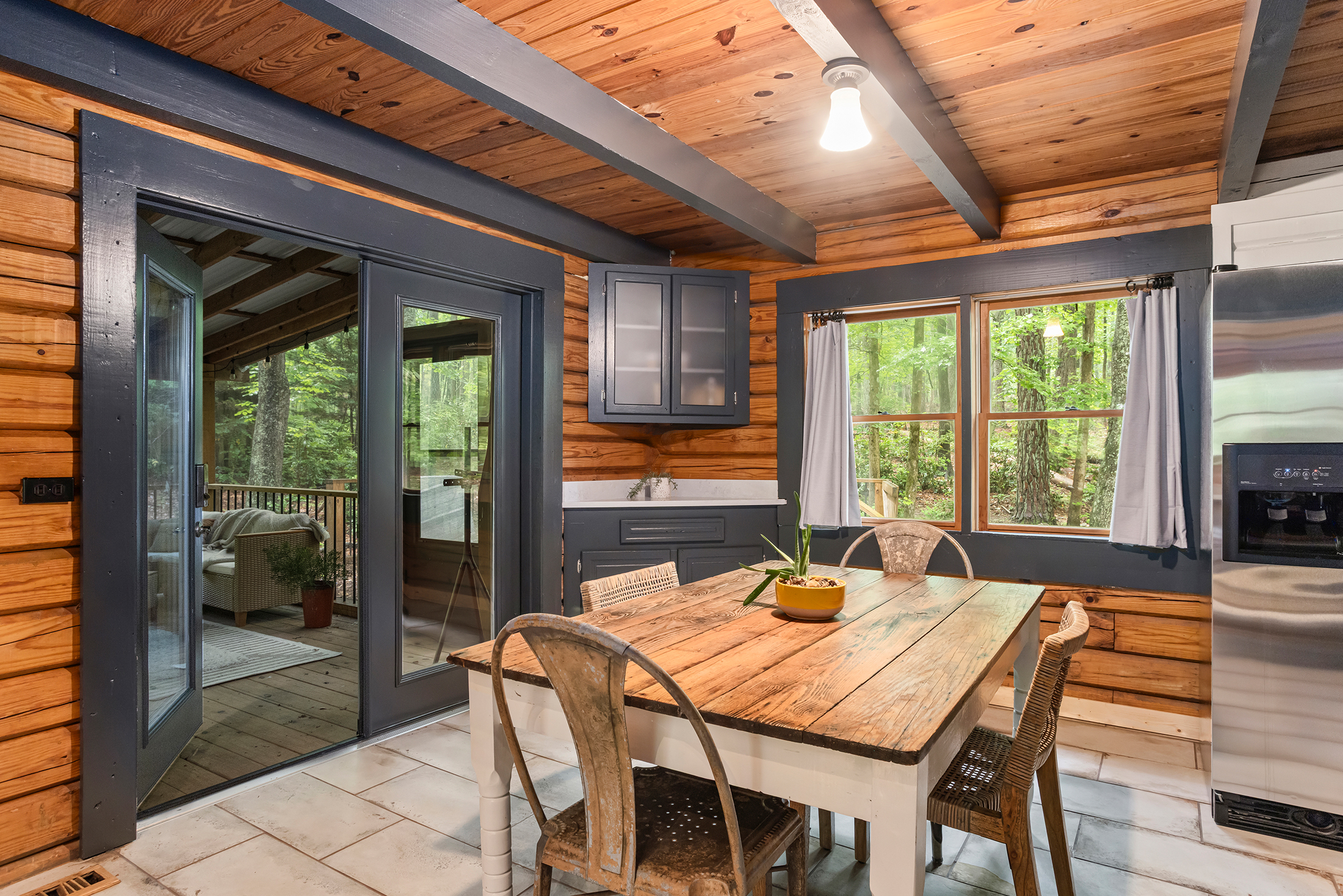  Charming, Private Cabin Overlooking Lake Coweta - 物件實景