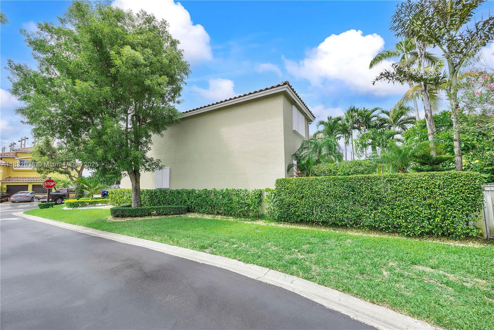 Miami, Florida, 33186, United States, 4 Bedrooms Bedrooms, ,3 BathroomsBathrooms,Residential,For Sale,1882398