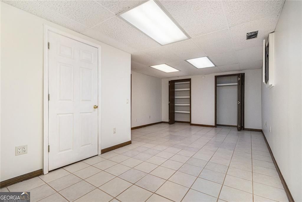 Roswell, Georgia, 30075, United States, 6 Bedrooms Bedrooms, ,4 BathroomsBathrooms,Residential,For Sale,1910371