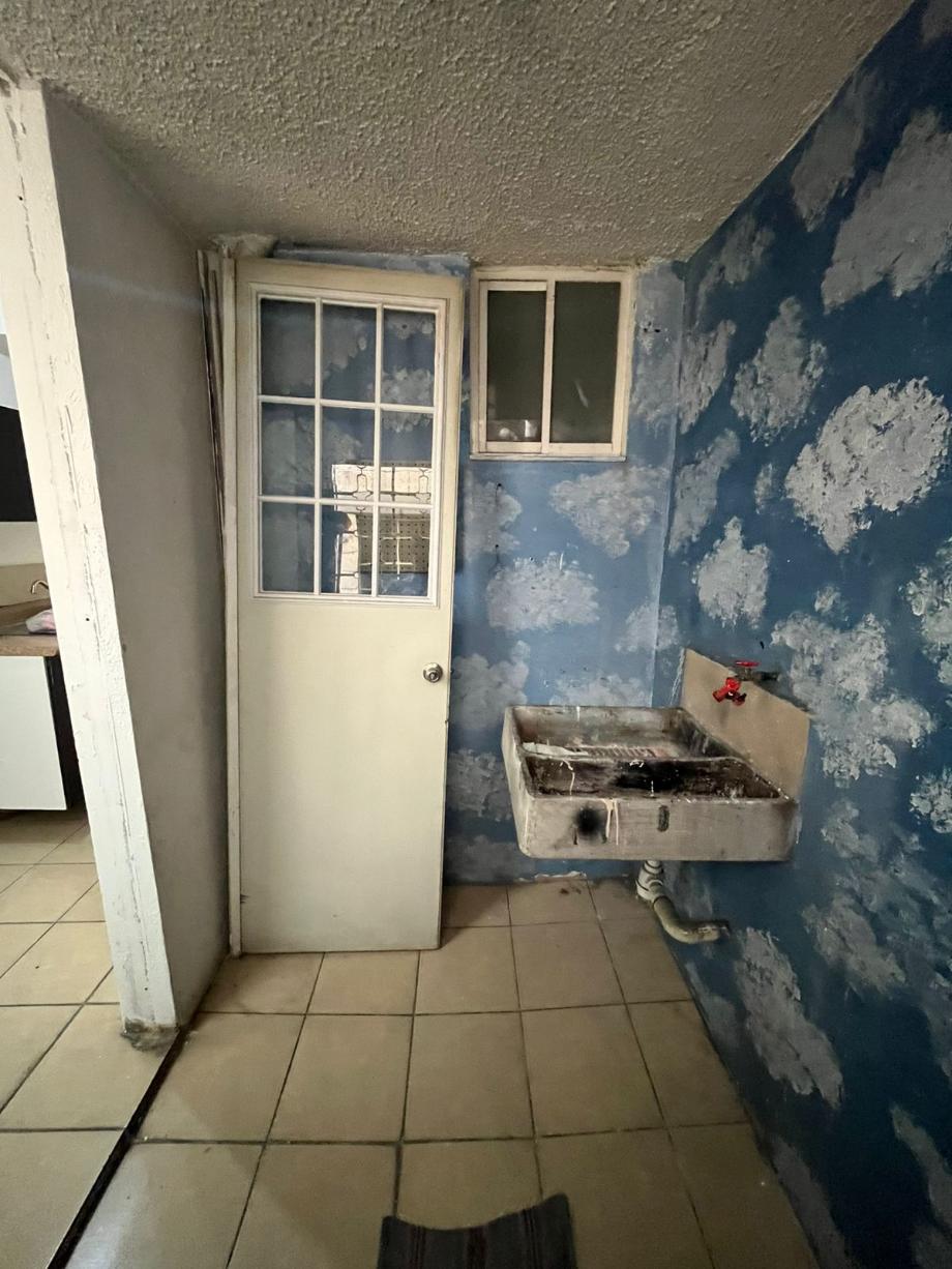 Azcapotzalco, Ciudad de México, 02300, Mexico, 3 Bedrooms Bedrooms, ,1 BathroomBathrooms,Residential,For Sale,1918550
