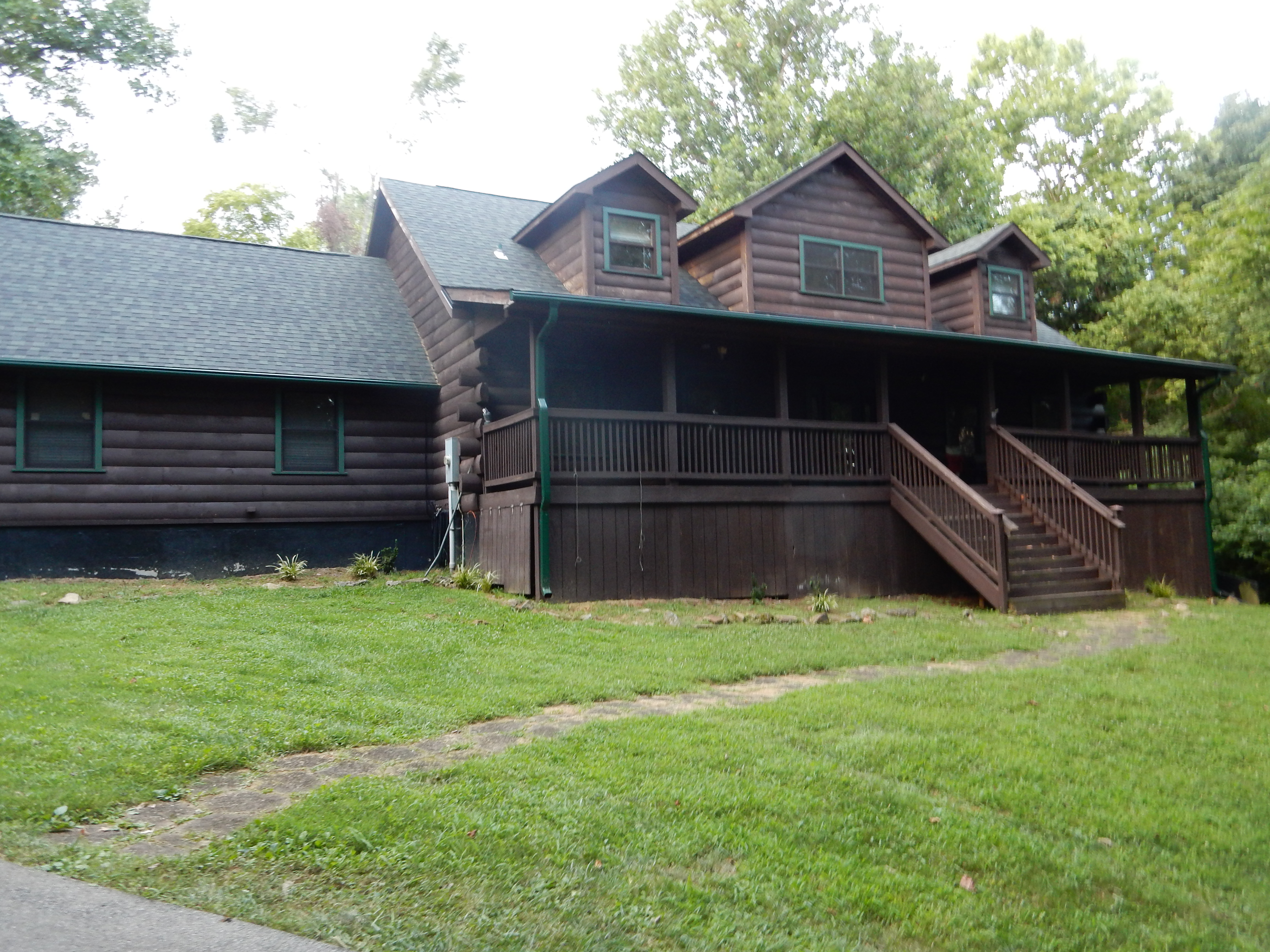 Shepherdsville, Kentucky, 40165, United States, 3 Bedrooms Bedrooms, ,4 BathroomsBathrooms,Residential,For Sale,1935505