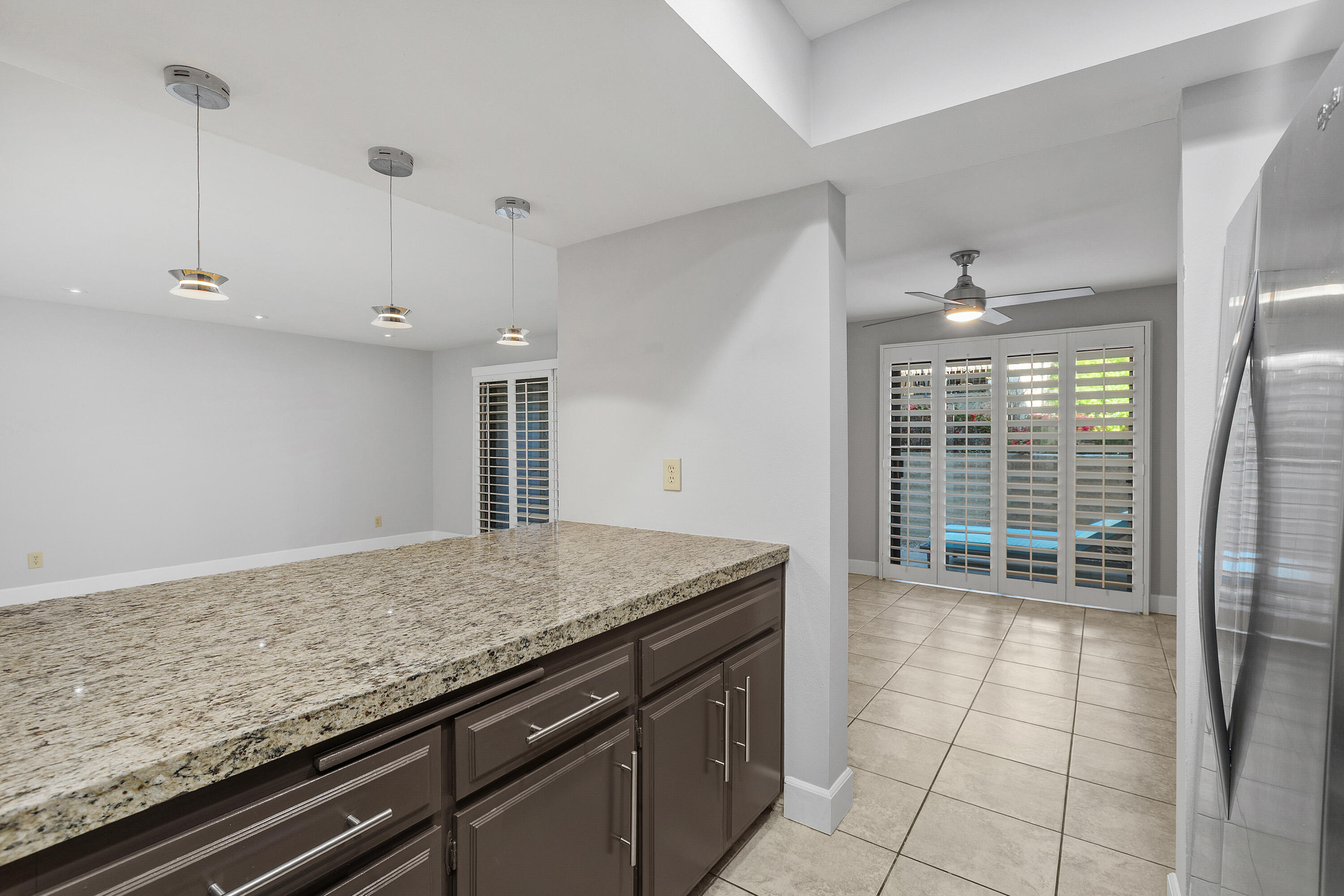 Palm Springs, California, 92264, United States, 3 Bedrooms Bedrooms, ,2 BathroomsBathrooms,Residential,For Sale,1998935