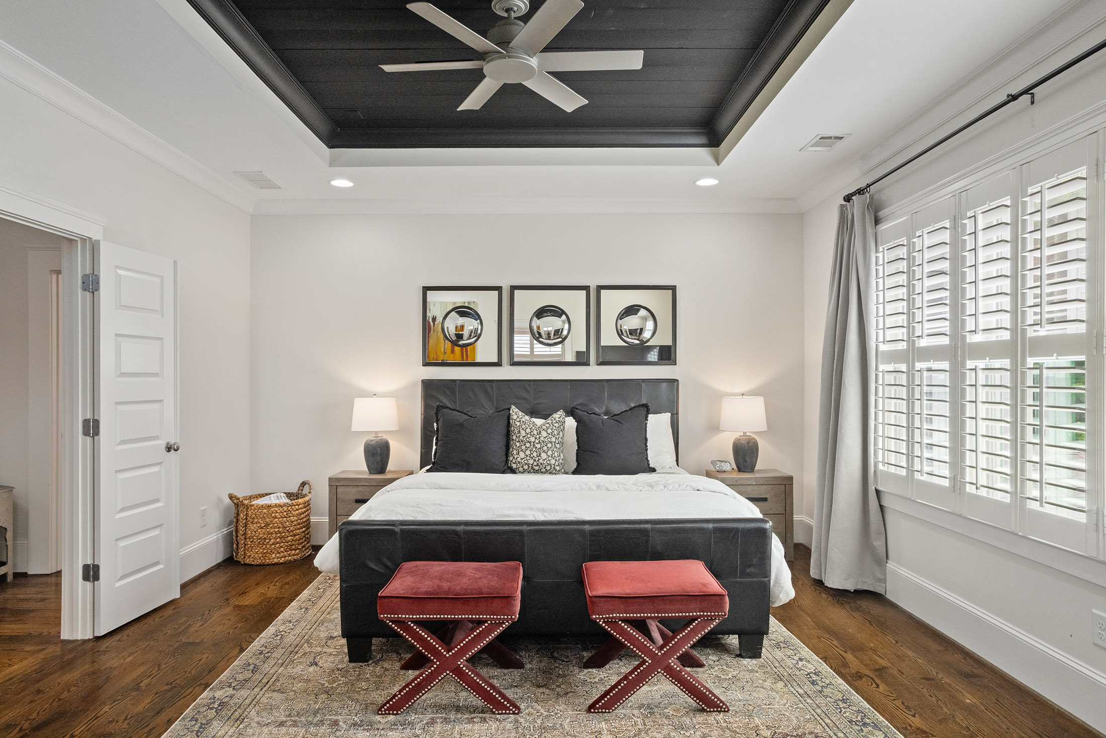  Extraordinary Custom-Built Home in Brookhaven - 物件實景