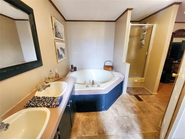 Cookson, Oklahoma, 74427, United States, 3 Bedrooms Bedrooms, ,2 BathroomsBathrooms,Residential,For Sale,2005296