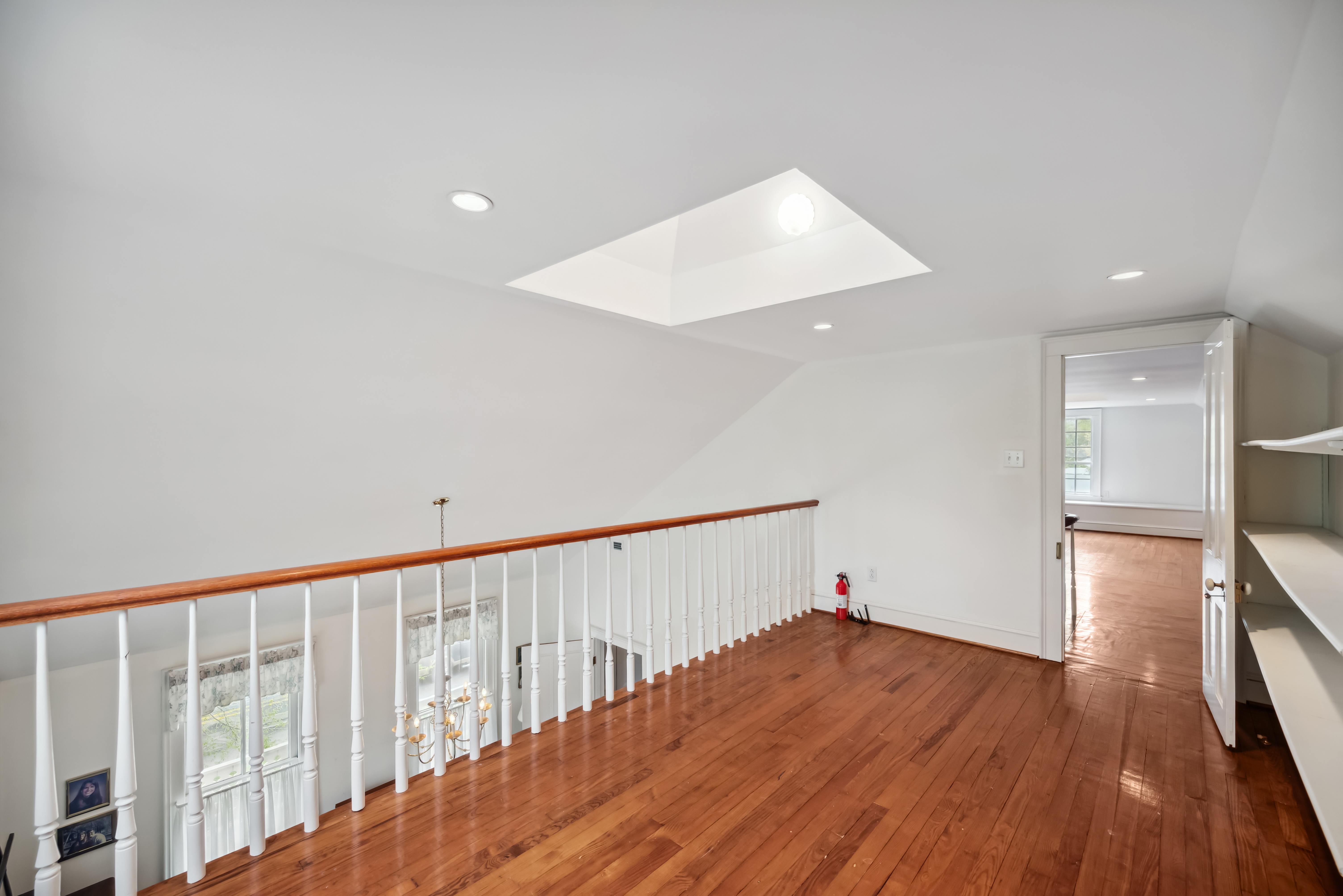  GRACIOUS HOME IN HISTORIC DISTRICT - 物件實景