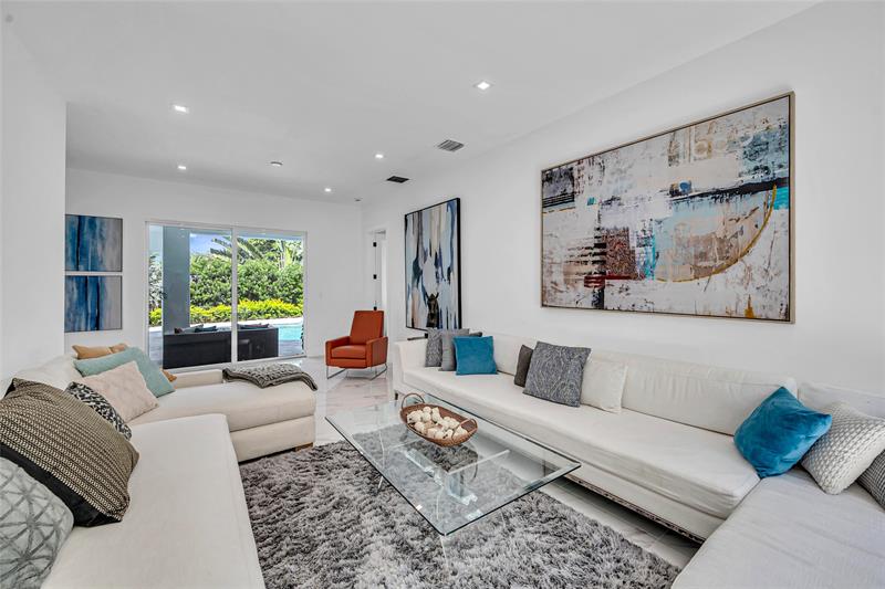 Oakland Park, Florida, 33334, United States, 4 Bedrooms Bedrooms, ,4 BathroomsBathrooms,Residential,For Sale,1990971