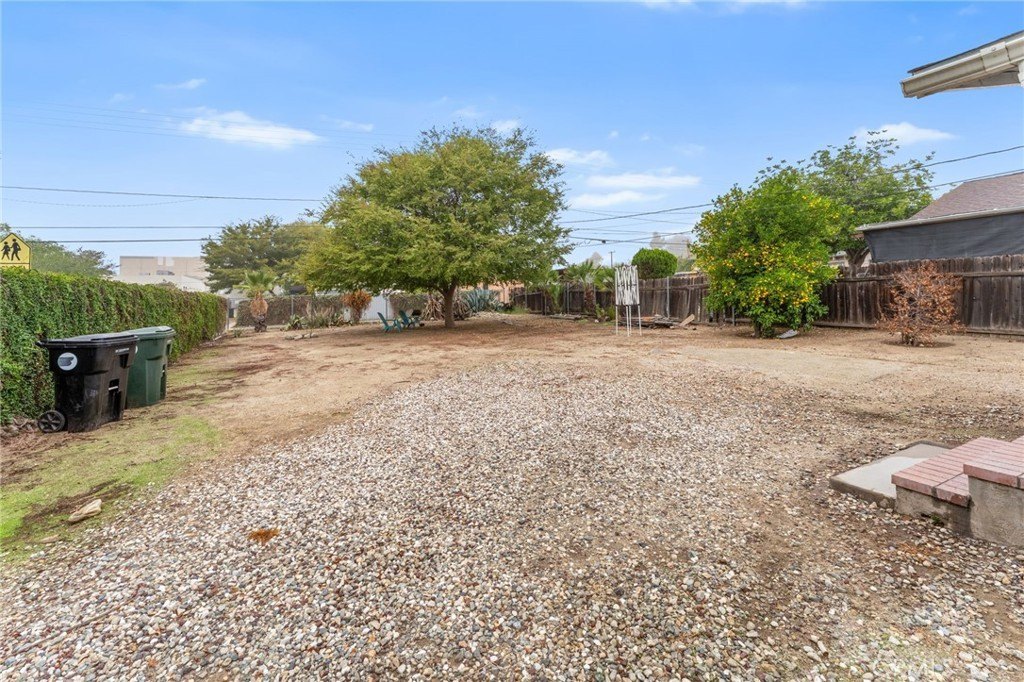 Upland, California, 91786, United States, 1 Bedroom Bedrooms, ,1 BathroomBathrooms,Residential,For Sale,1979720