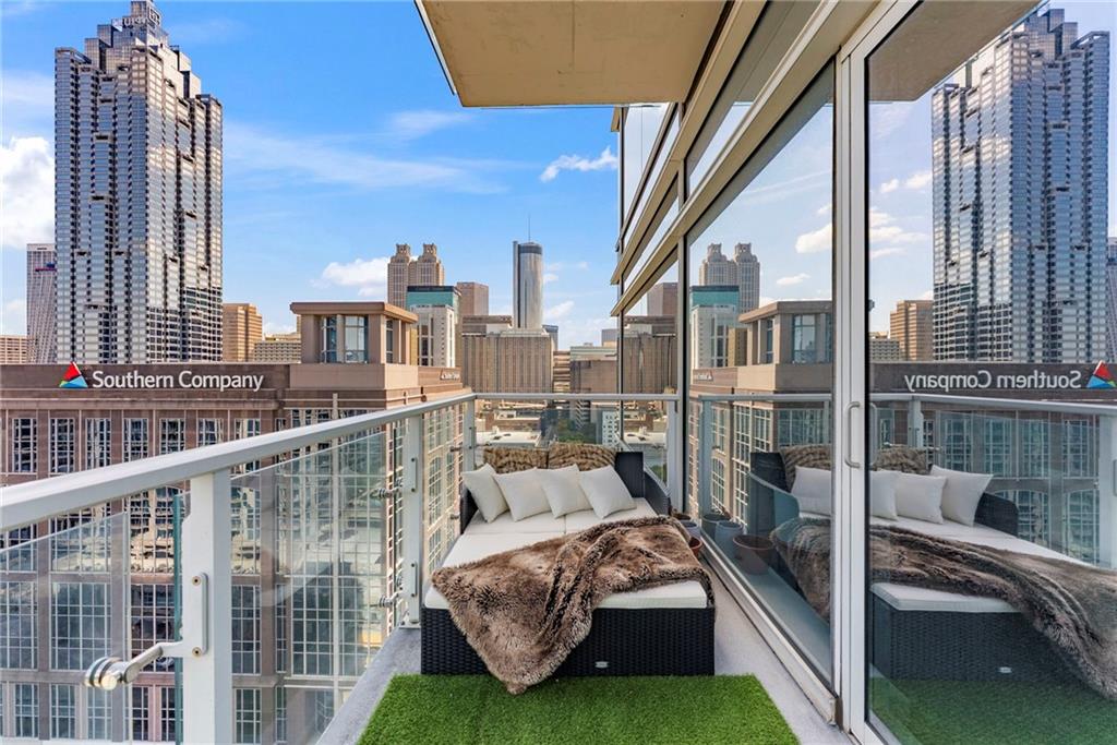 Atlanta, Georgia, 30308, United States, 2 Bedrooms Bedrooms, ,3 BathroomsBathrooms,Residential,For Sale,1967634