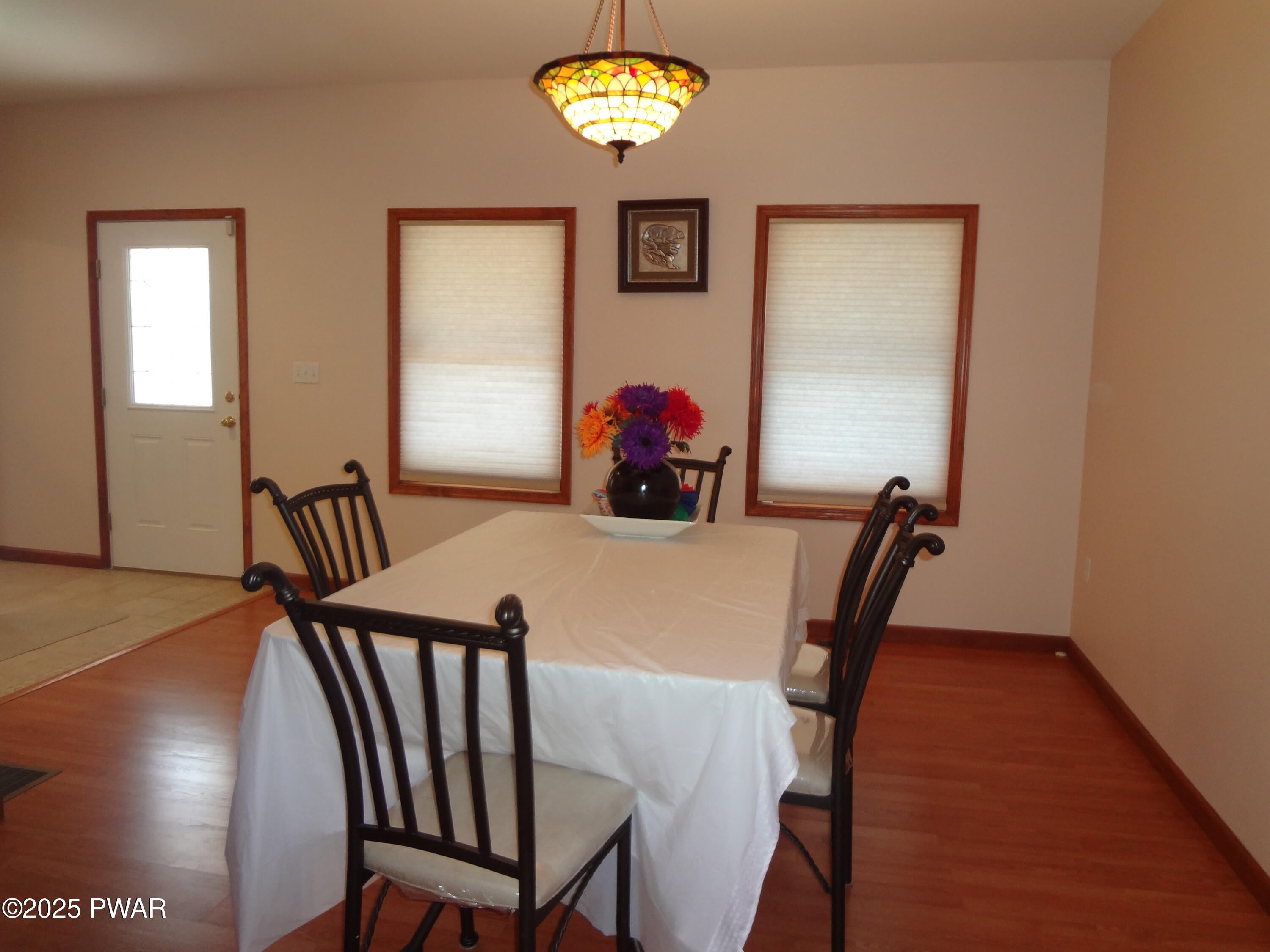 Hawley, Pennsylvania, 18428, United States, 4 Bedrooms Bedrooms, ,3 BathroomsBathrooms,Residential,For Sale,1983271