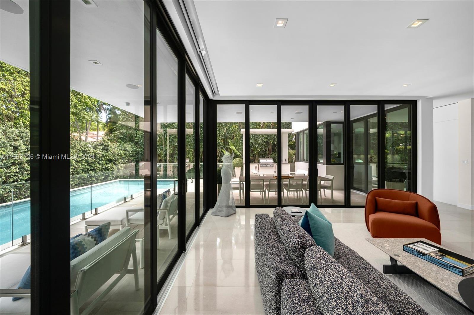 5327 N Bay Rd, Miami Beach, Florida, 33140, United States, 5 Bedrooms Bedrooms, ,7 BathroomsBathrooms,Residential,For Sale,5327 N Bay Rd,1616674