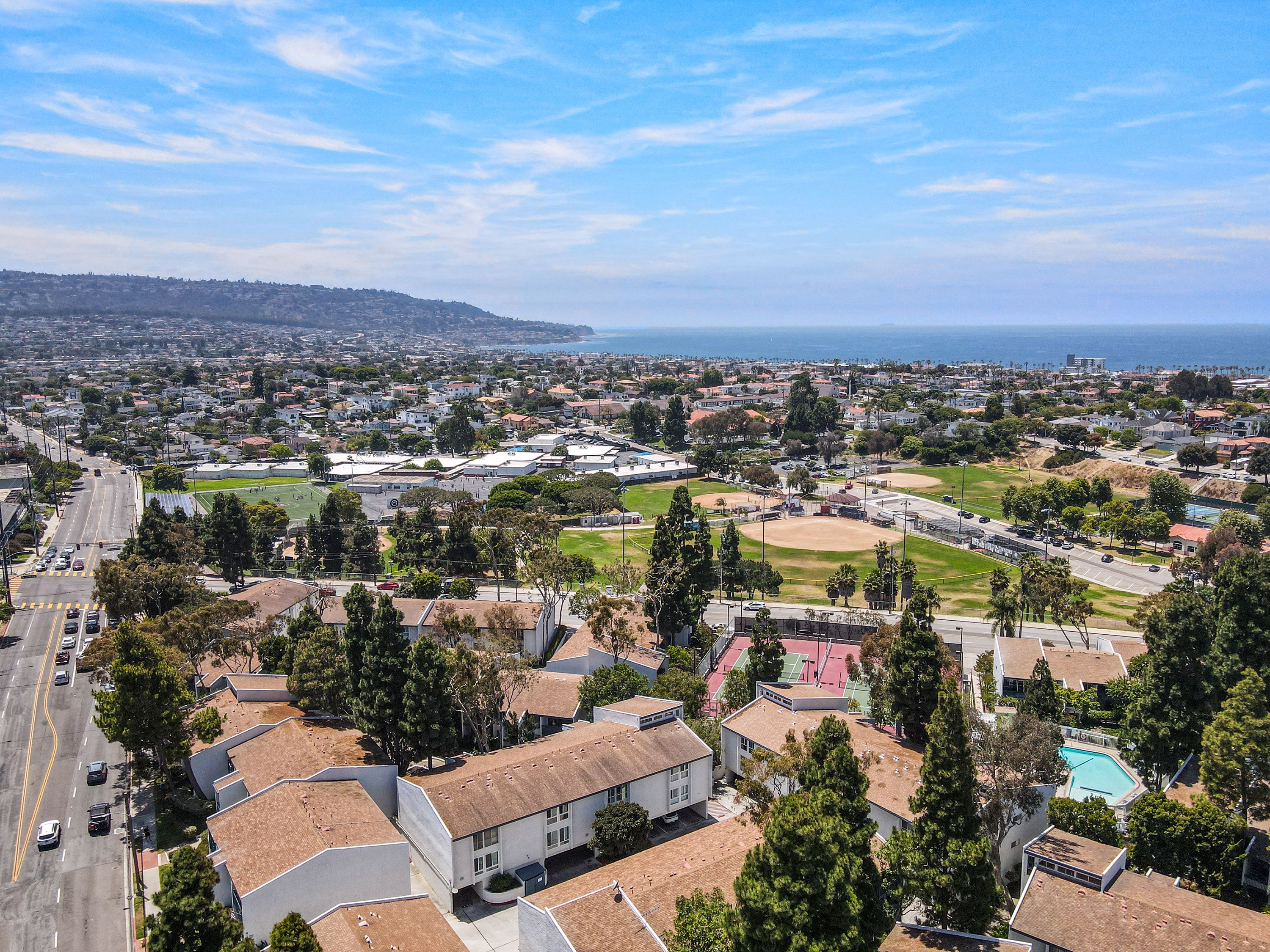  906 Camino Real, Redondo Beach, CA 90277 - 物件實景