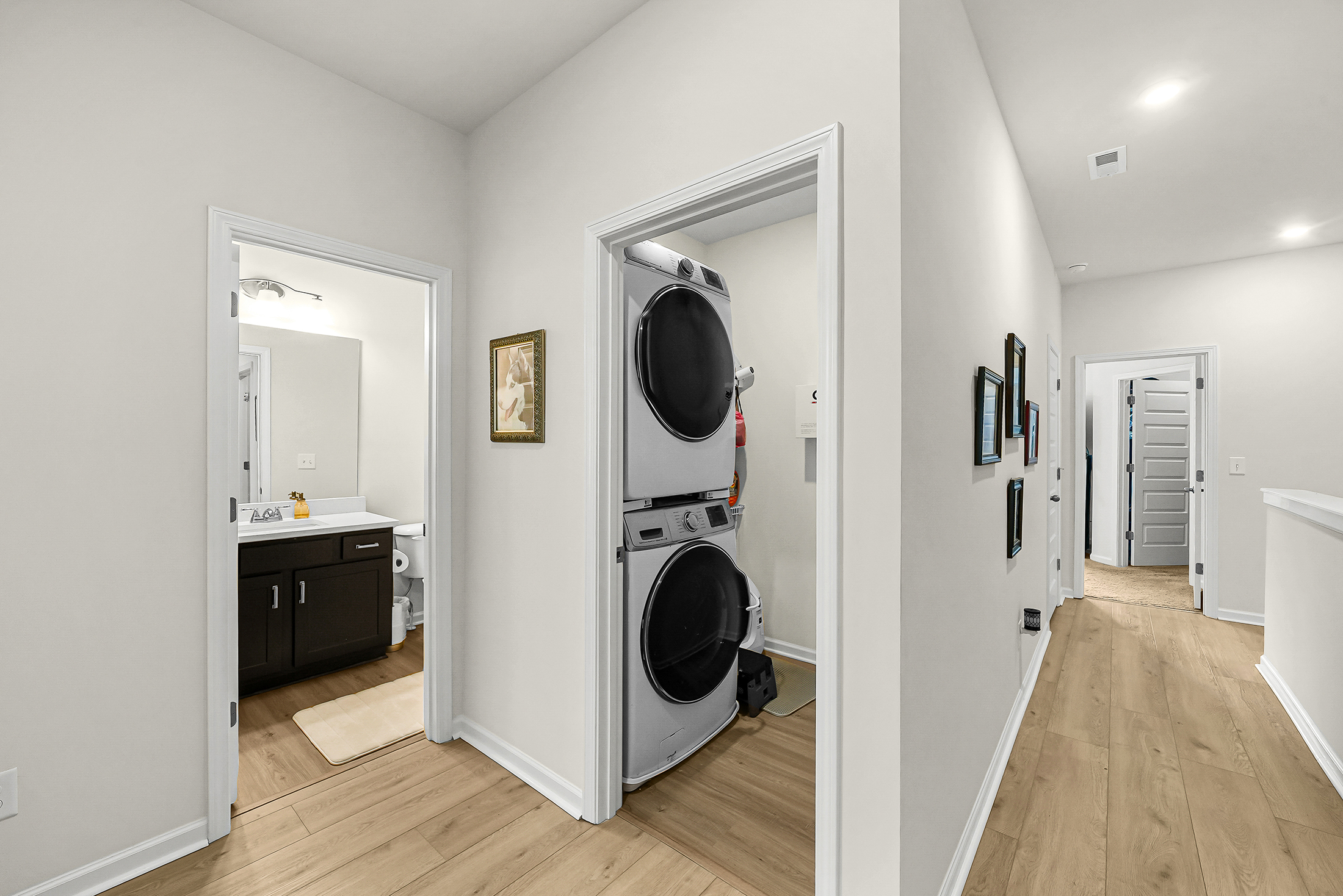  Move-in Ready Townhome in Highland Crossing Community - 物件實景