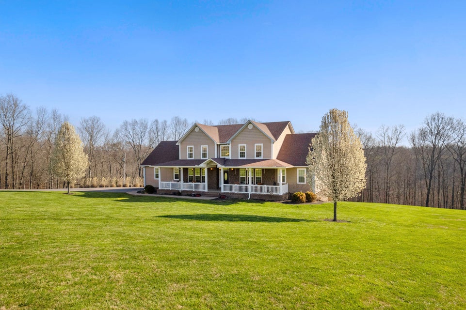 Dunnville, Kentucky, 42528, United States, 6 Bedrooms Bedrooms, ,5 BathroomsBathrooms,Residential,For Sale,1998018