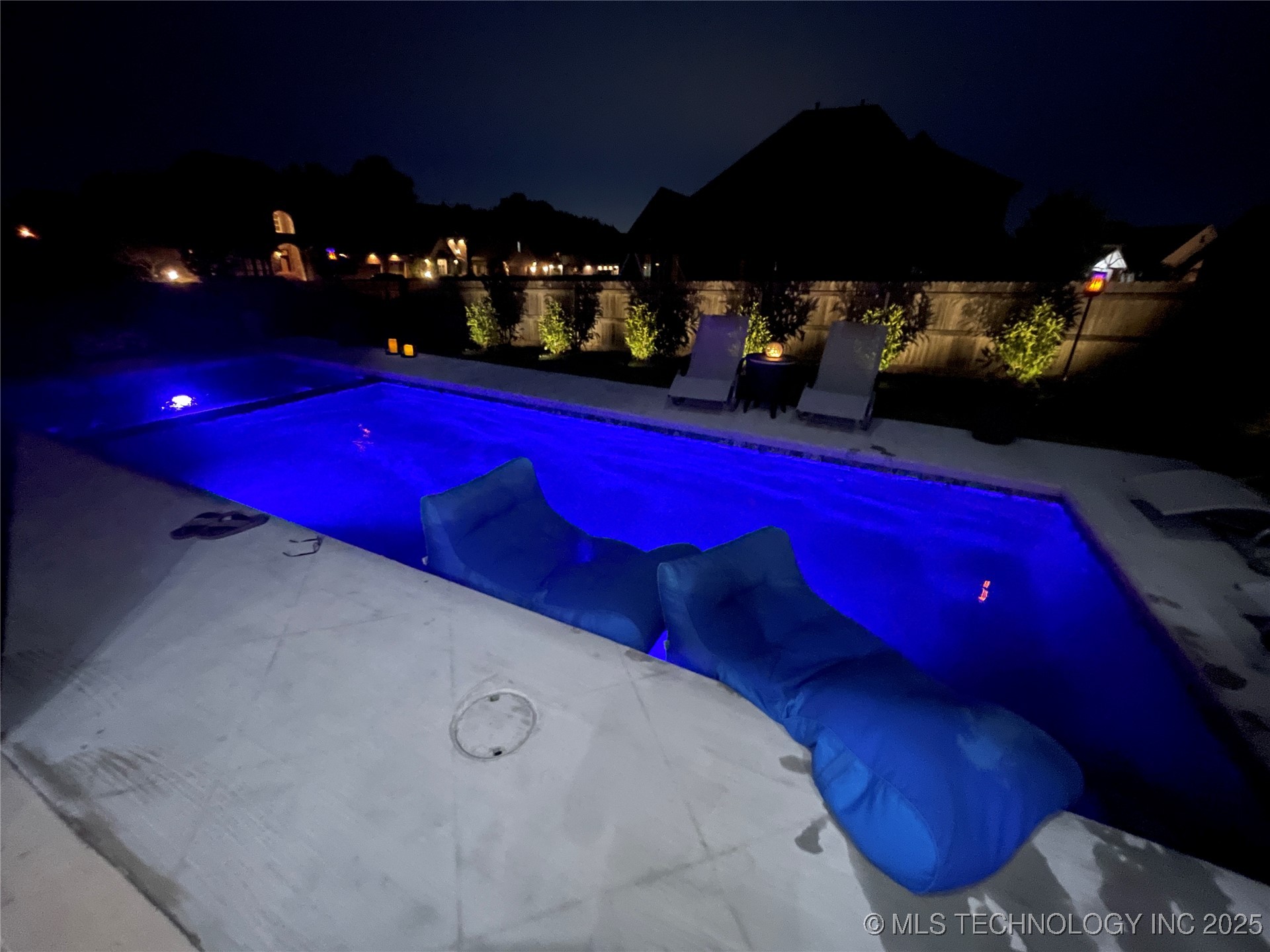 Broken Arrow, Oklahoma, 74014, United States, 3 Bedrooms Bedrooms, ,4 BathroomsBathrooms,Residential,For Sale,1997377