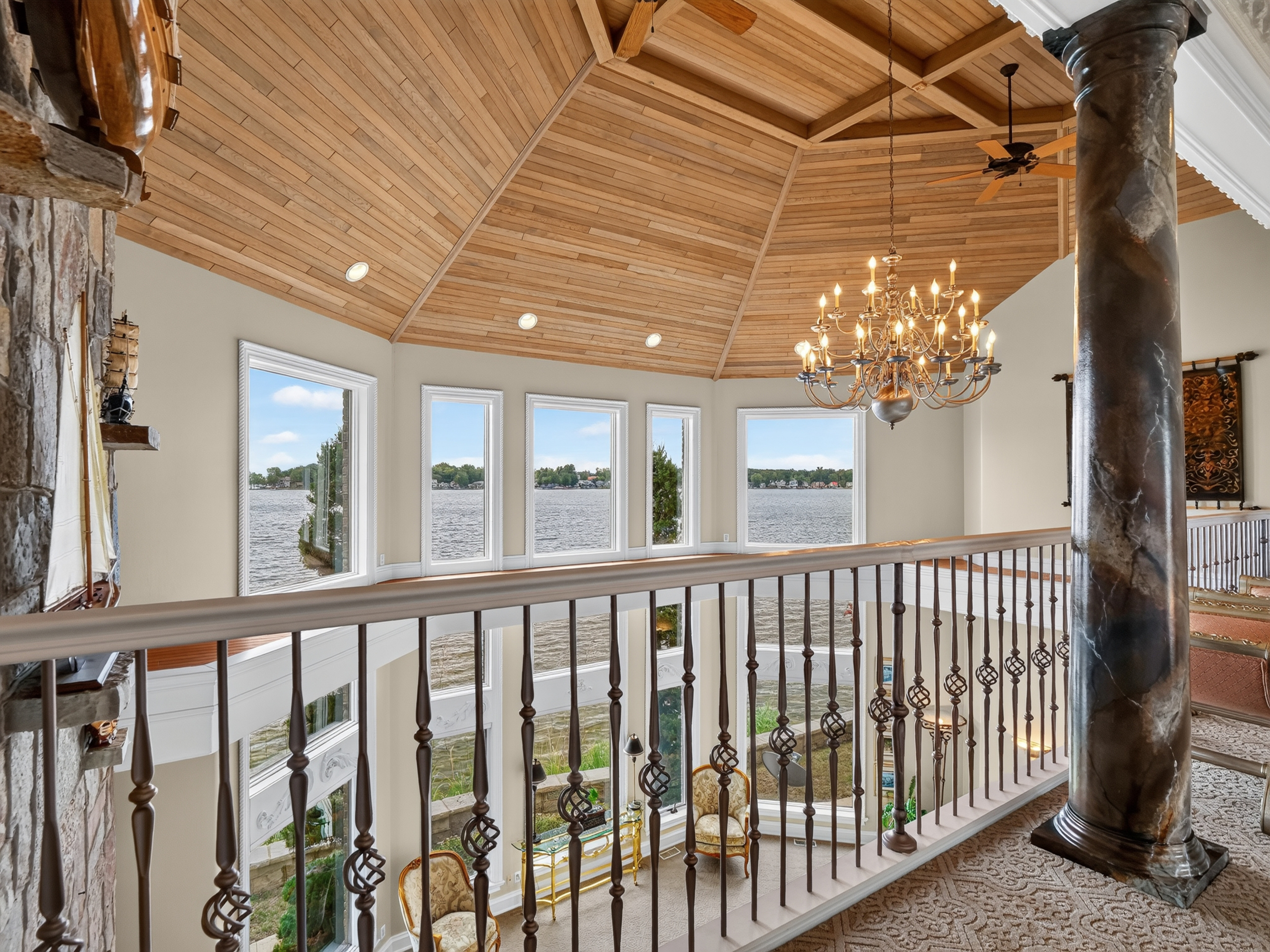  Timeless 4 Bedroom Home on Lake Tippecanoe - 物件實景
