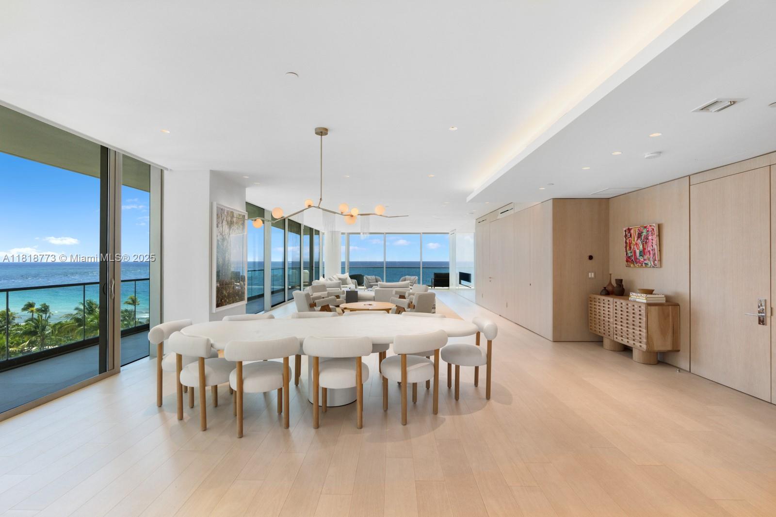 Bal Harbour, Florida, 33154, United States, 4 Bedrooms Bedrooms, ,4 BathroomsBathrooms,Residential,For Sale,1891515