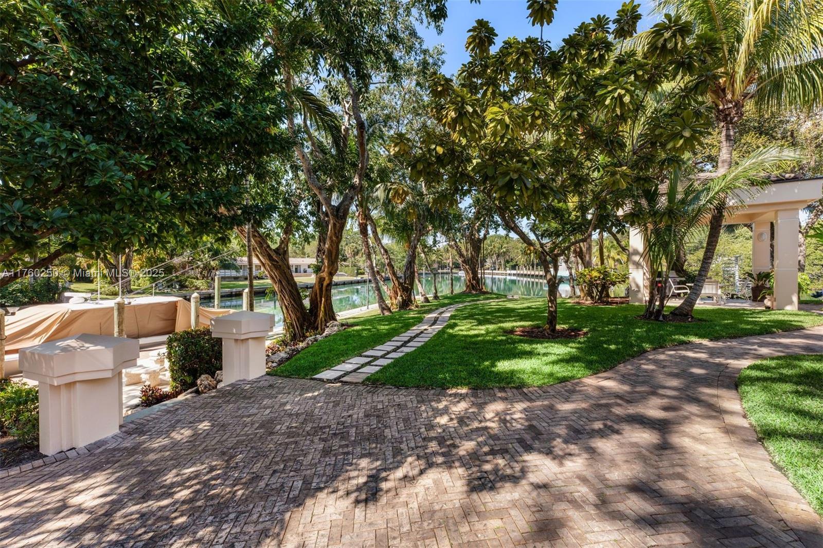 Coral Gables, Florida, 33156, United States, 5 Bedrooms Bedrooms, ,8 BathroomsBathrooms,Residential,For Sale,1746344