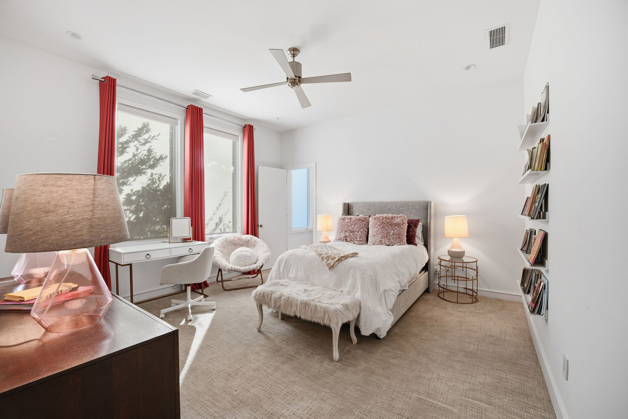  Magazine-worthy Mid-century Modern Retreat in the Heart of Morningside - 物件實景