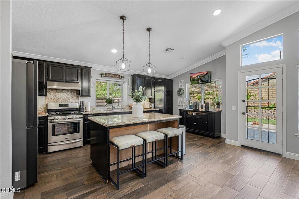 Fillmore, California, 93015, United States, 4 Bedrooms Bedrooms, ,2 BathroomsBathrooms,Residential,For Sale,2035740