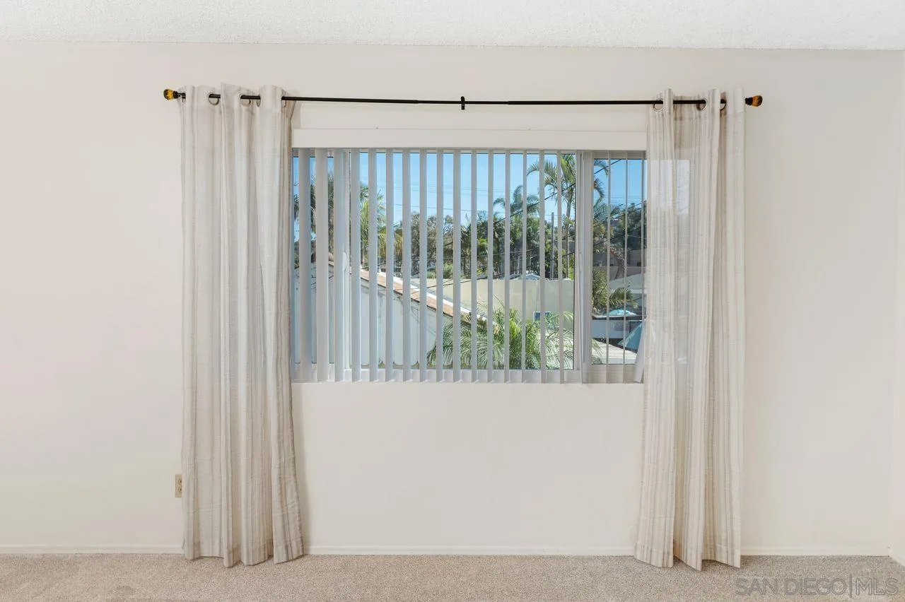 La Jolla, California, 92037, United States, ,1 BathroomBathrooms,Residential,For Sale,1970080