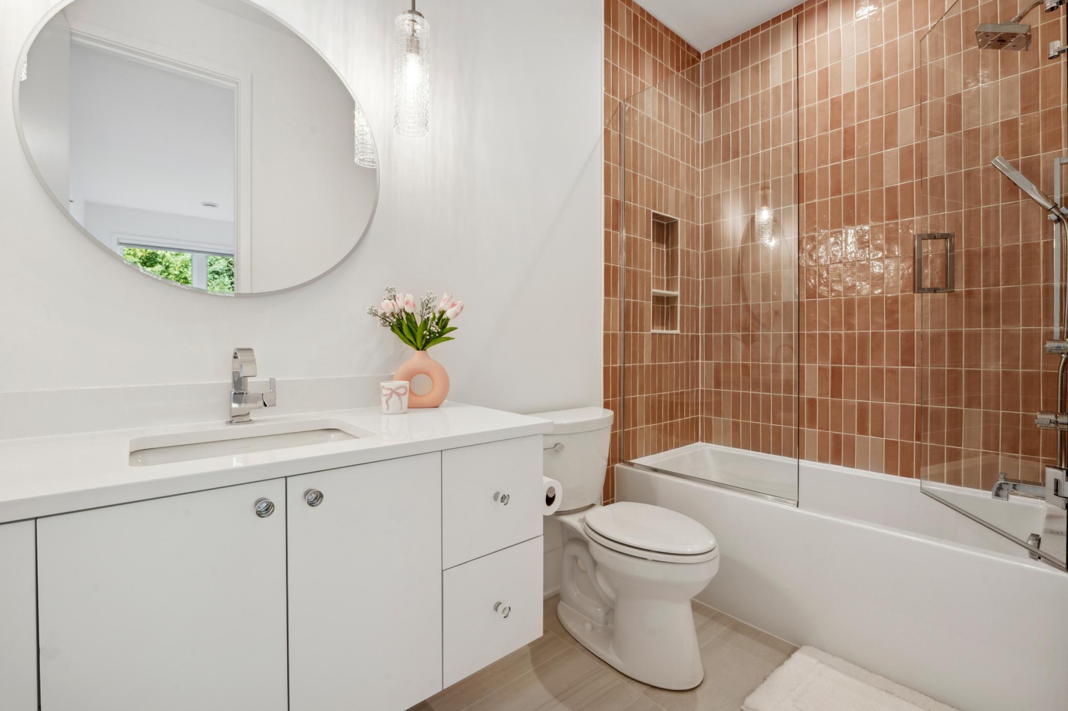 Chanhassen, Minnesota, 55317, United States, 4 Bedrooms Bedrooms, ,4 BathroomsBathrooms,Residential,For Sale,1994530