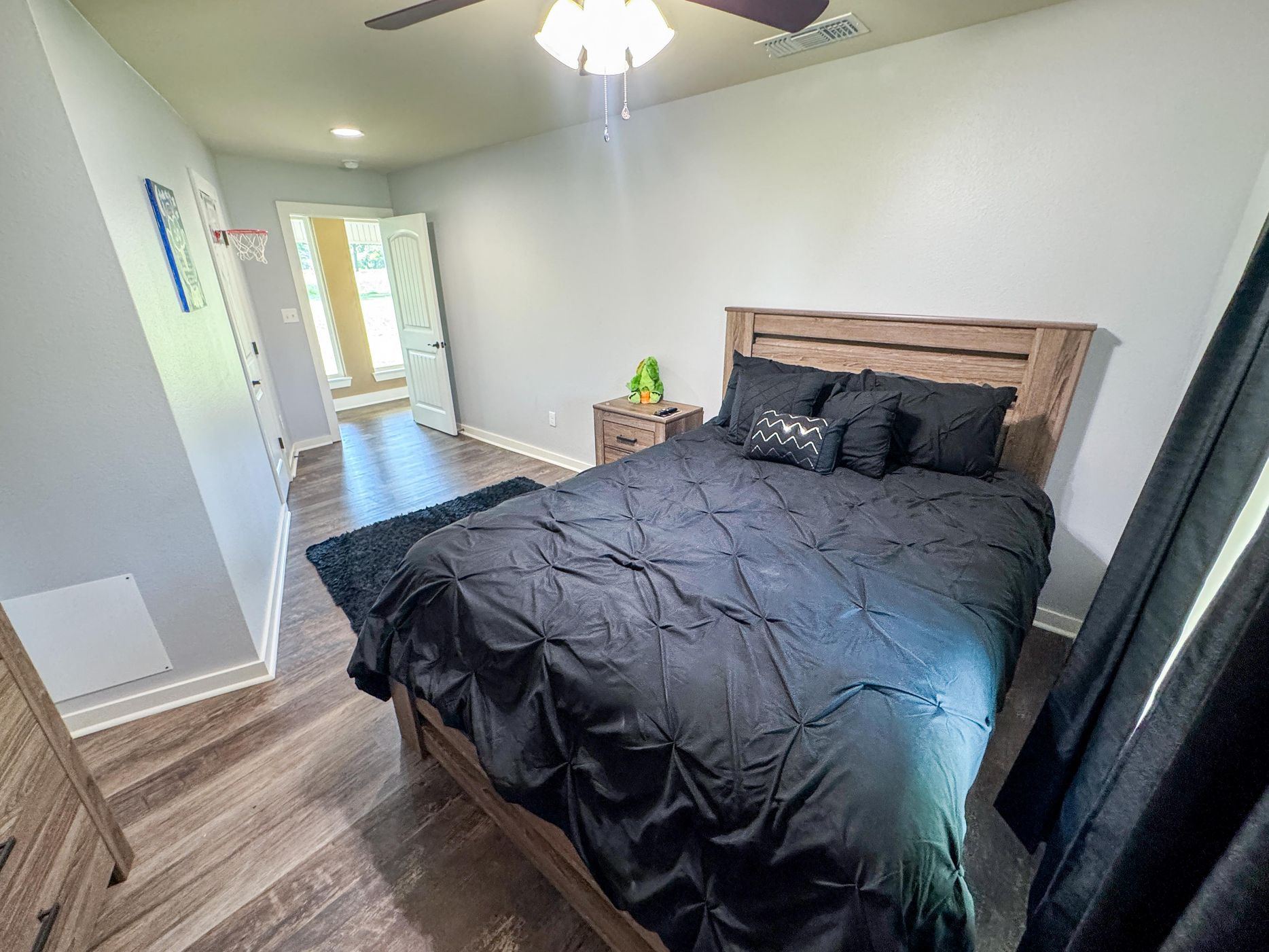Douglassville, Texas, 75560, United States, 4 Bedrooms Bedrooms, ,3 BathroomsBathrooms,Residential,For Sale,1914297