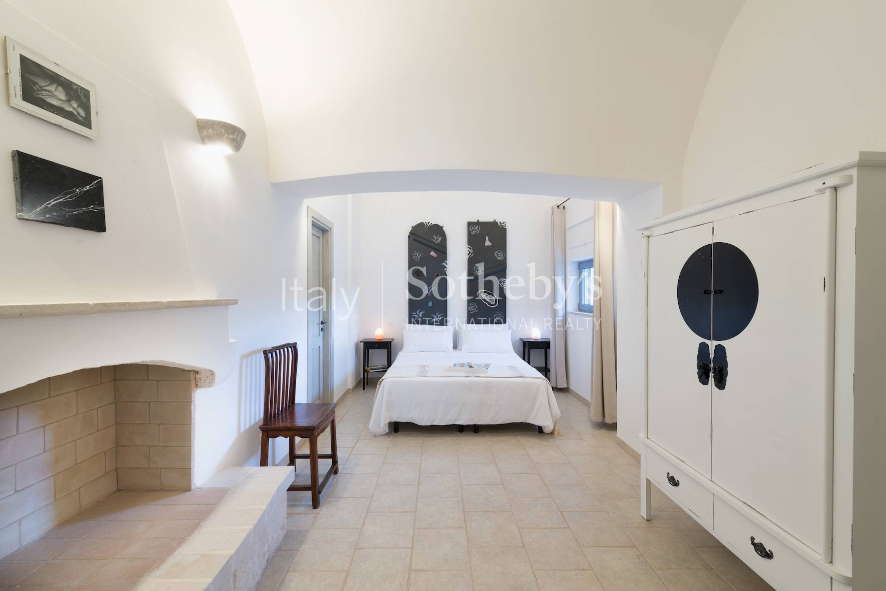  Old farmhouse with olive trees and a swimming pool - 物件實景