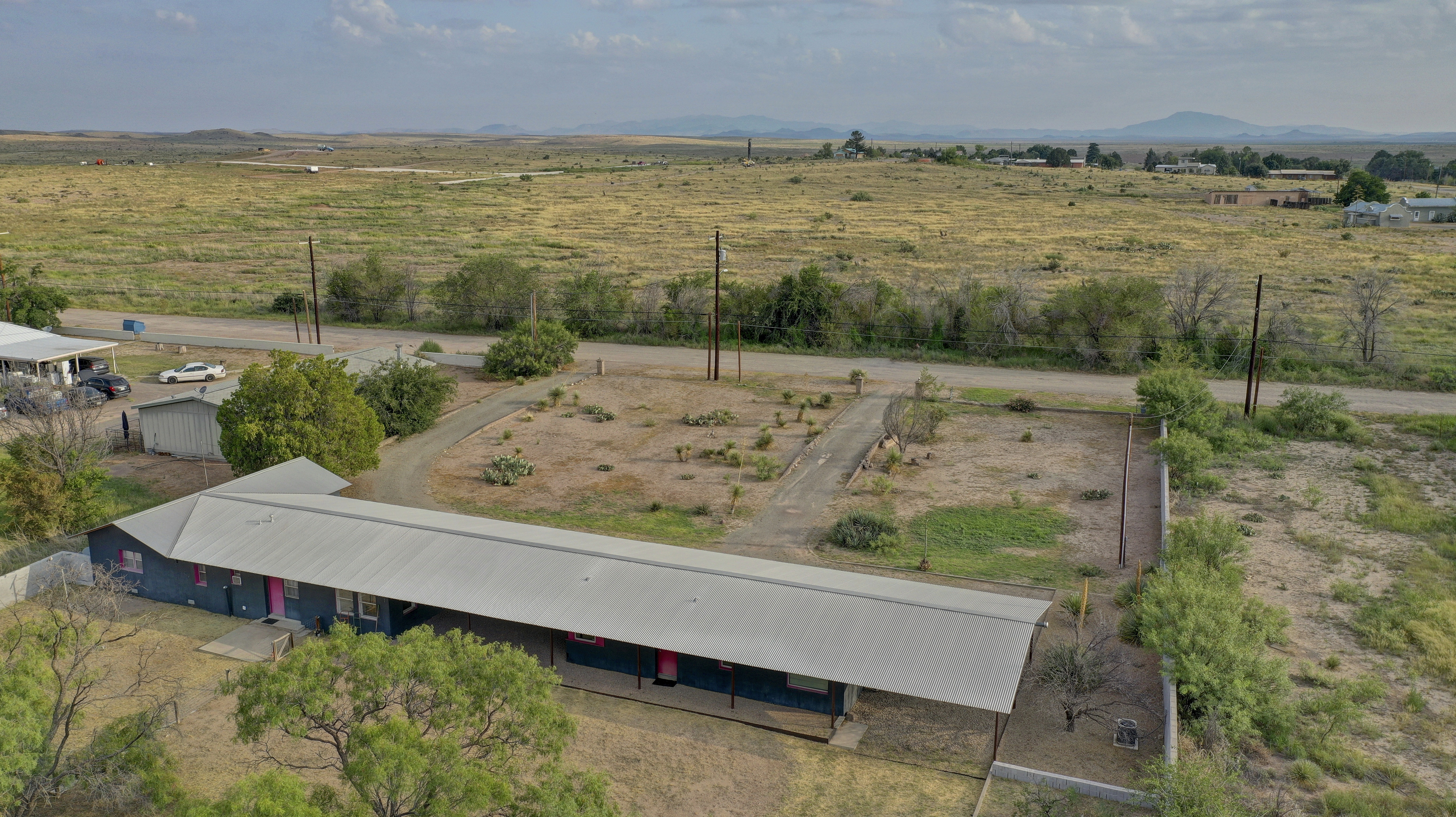  1011 West Washington Street, Marfa, TX 79843 - 物件實景