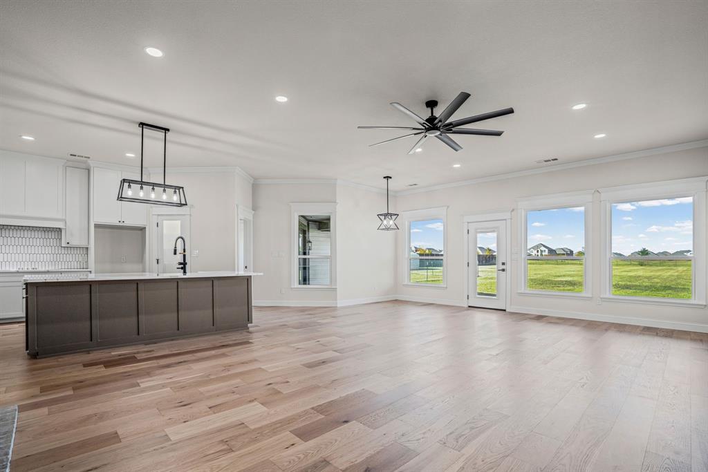 Caddo Mills, Texas, 75135, United States, 4 Bedrooms Bedrooms, ,2 BathroomsBathrooms,Residential,For Sale,1992163