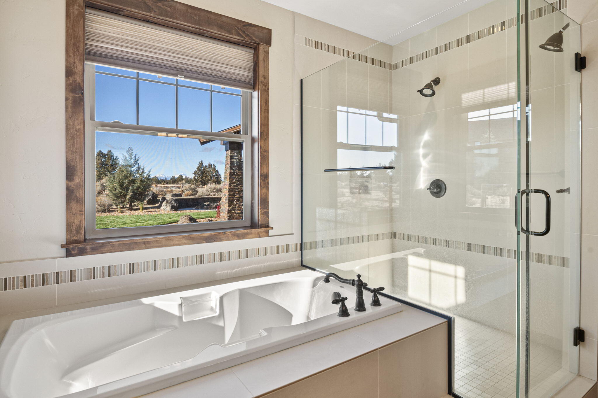 Powell Butte, Oregon, 97753, United States, 4 Bedrooms Bedrooms, ,3 BathroomsBathrooms,Residential,For Sale,1973893