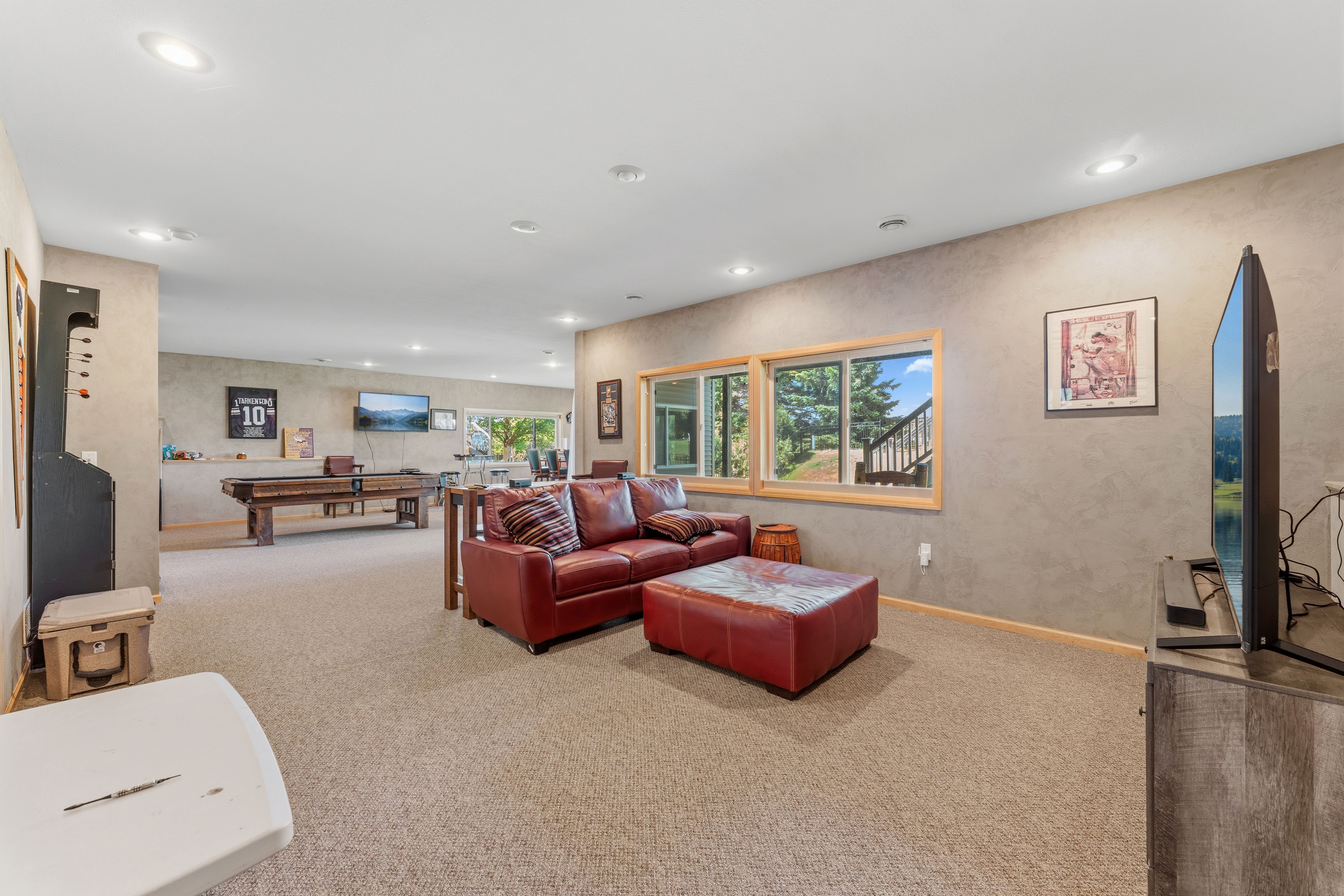  Golf Course Retreat With Entertainer’s Dream Walkout Basement - 物件實景