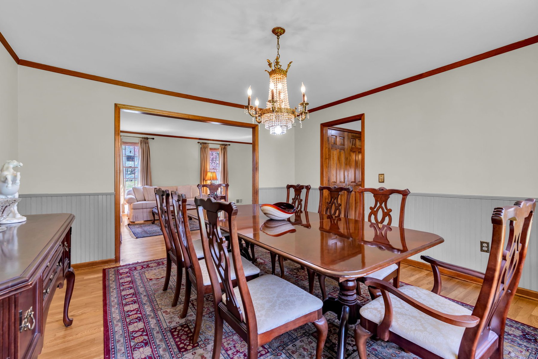  Spacious Middletown Colonial with Updates - 物件實景