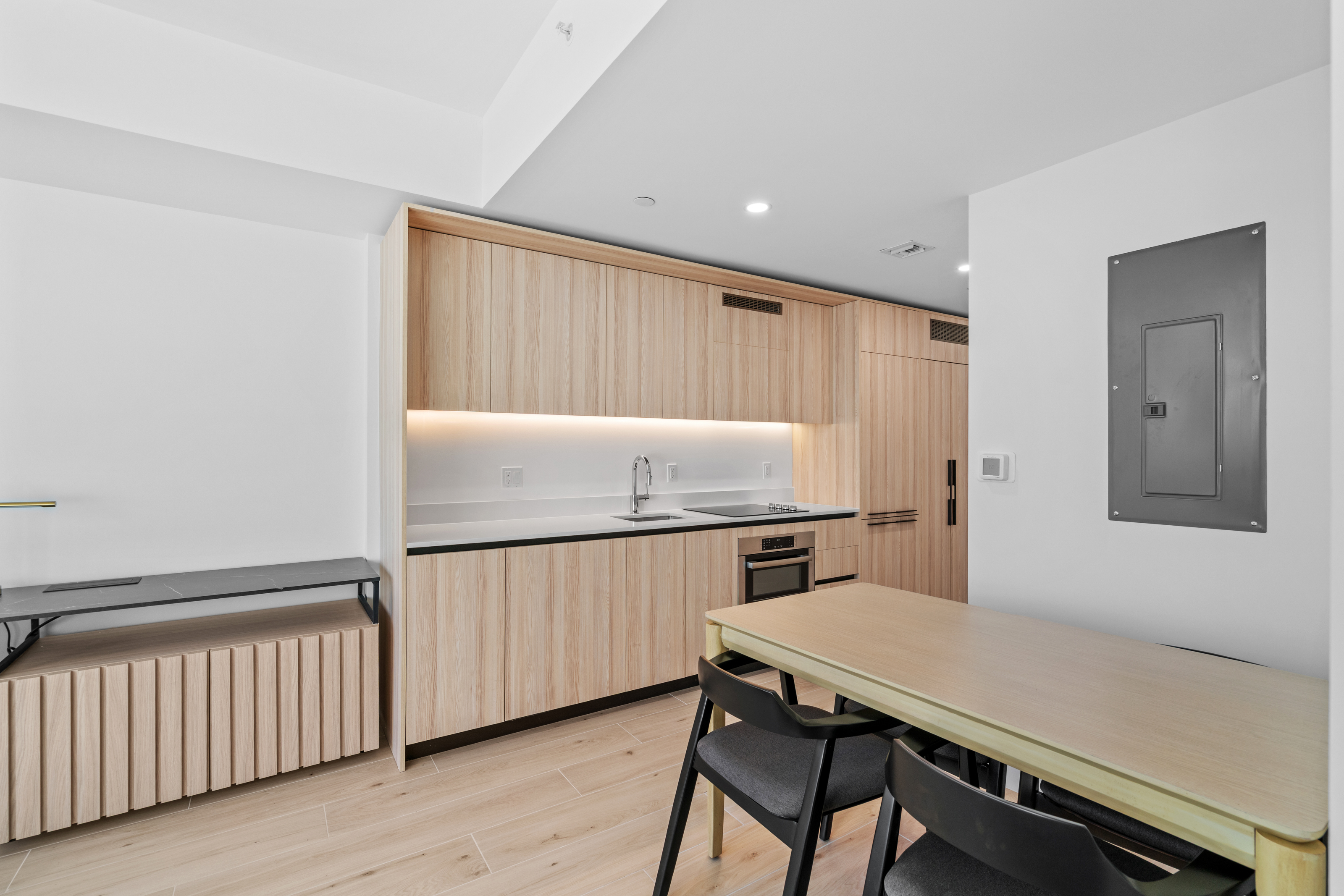  225 N Miami Ave, Miami, FL, 33132 - 物件實景