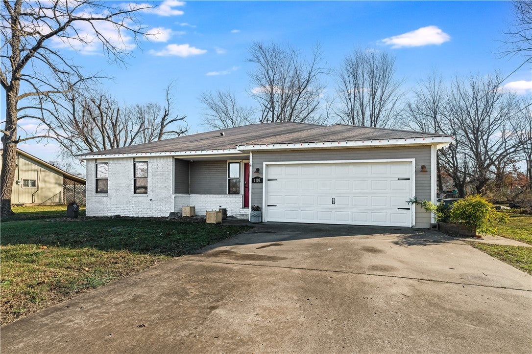 C St, Bentonville, AR 72712 #1