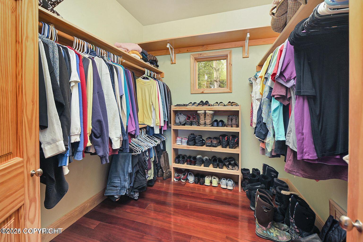 Soldotna, Alaska, 99669, United States, 5 Bedrooms Bedrooms, ,3 BathroomsBathrooms,Residential,For Sale,1978983