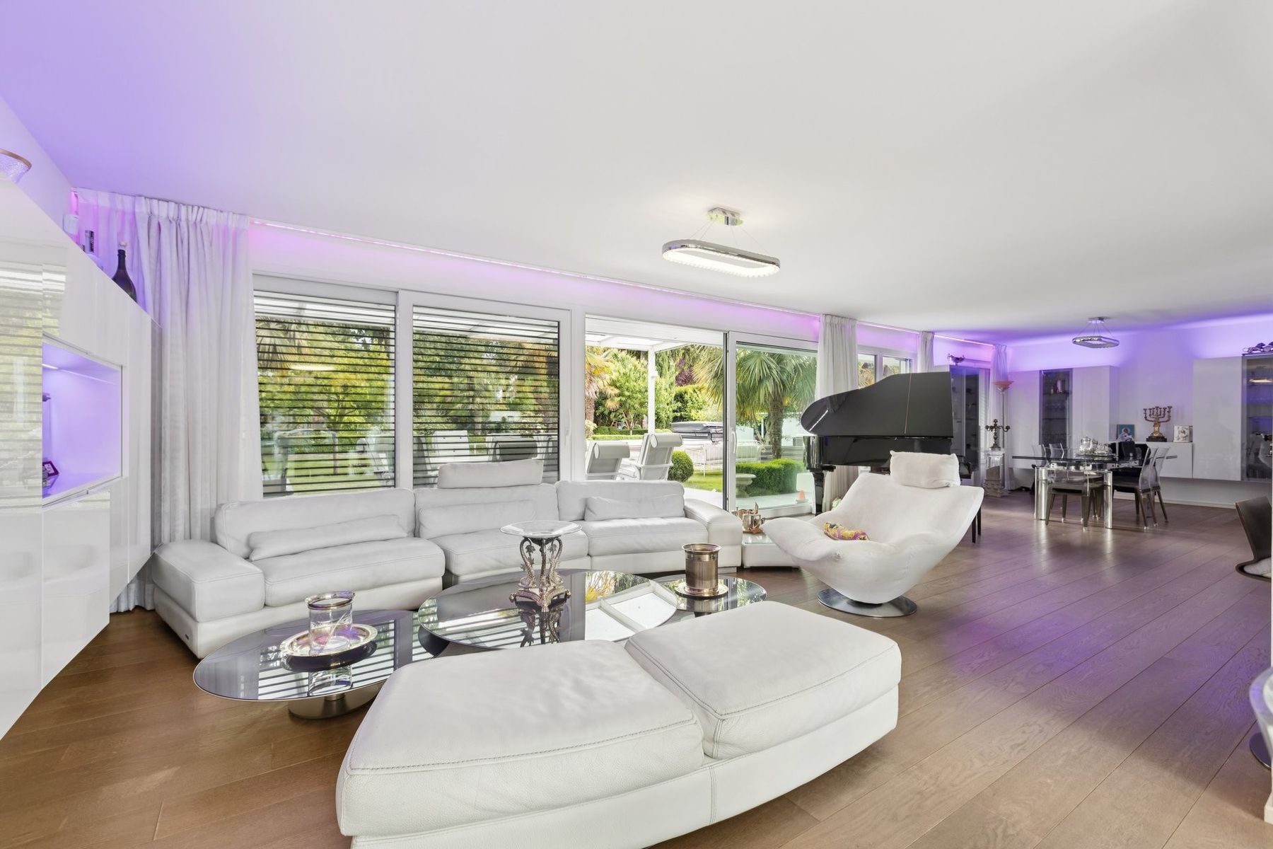  Contemporary villa in a privileged setting - 物件實景