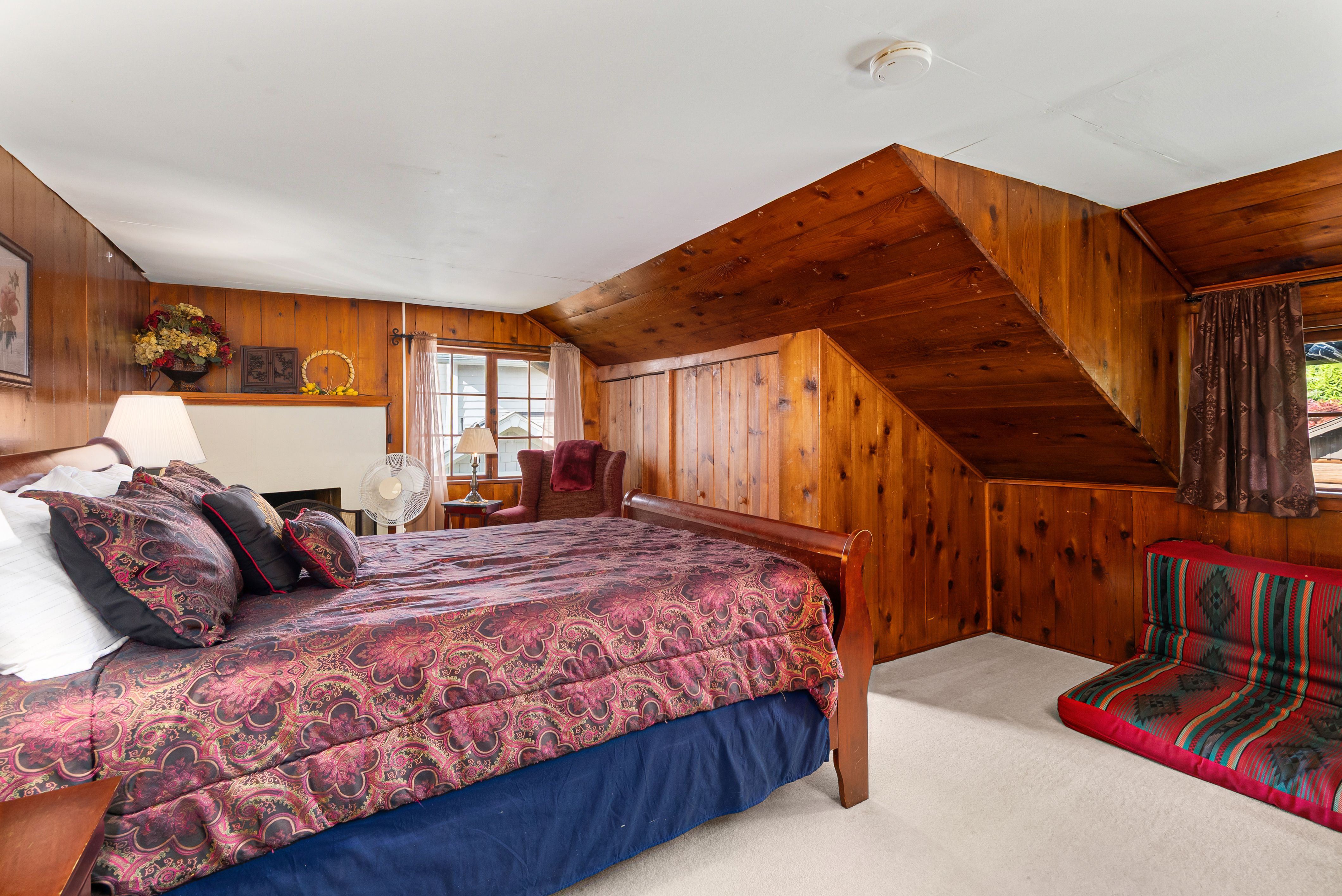  4617 Erlands Point Rd NW, Bremerton, WA 98312 - 物件實景