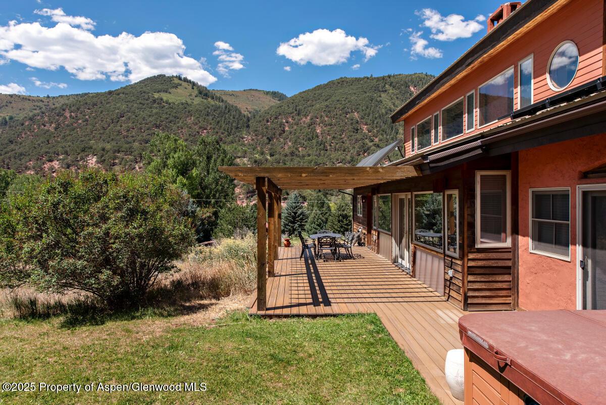 Carbondale, Colorado, 81623, United States, 3 Bedrooms Bedrooms, ,2 BathroomsBathrooms,Residential,For Sale,1927445