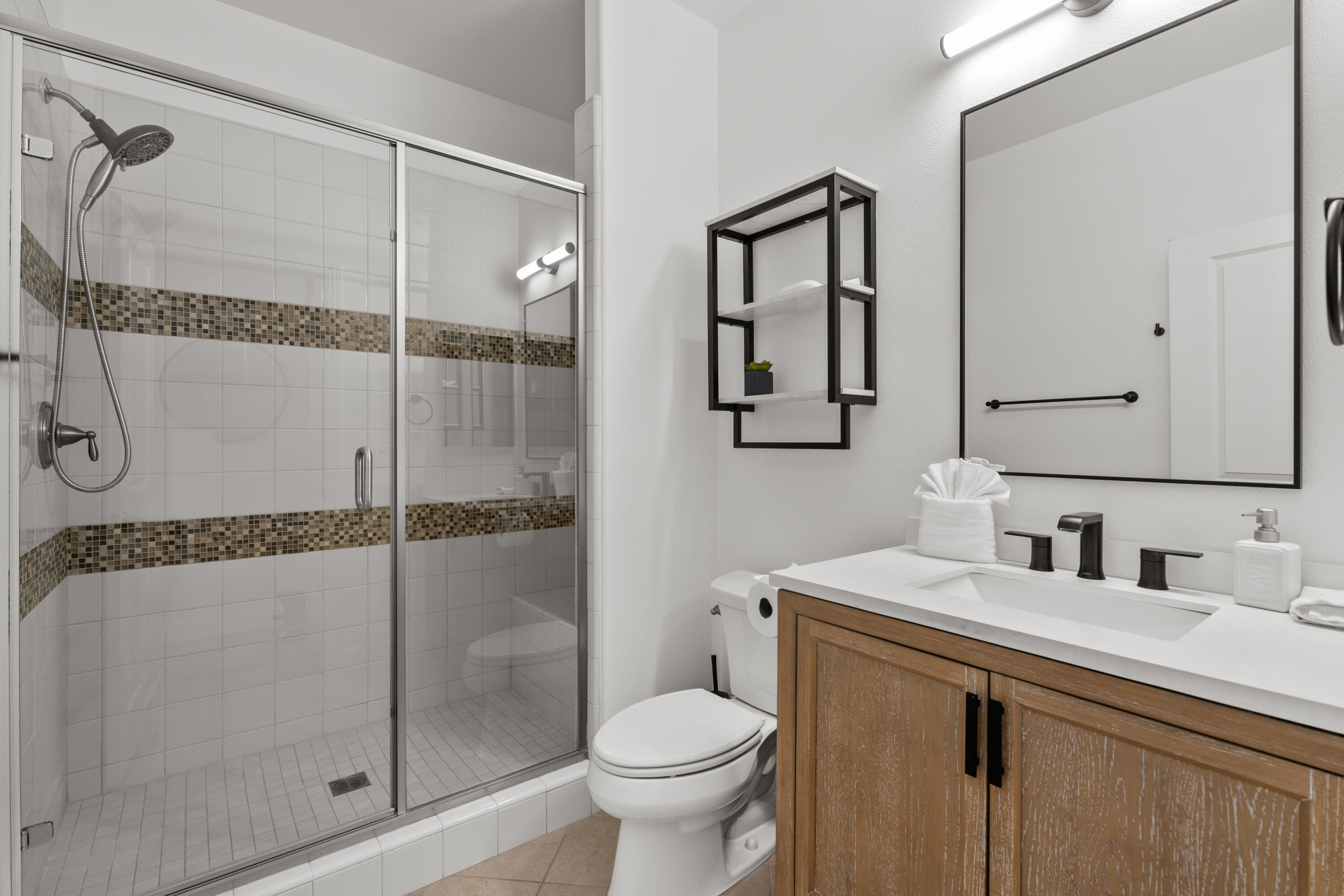 La Quinta, California, 92253, United States, 3 Bedrooms Bedrooms, ,3 BathroomsBathrooms,Residential,For Sale,1940982