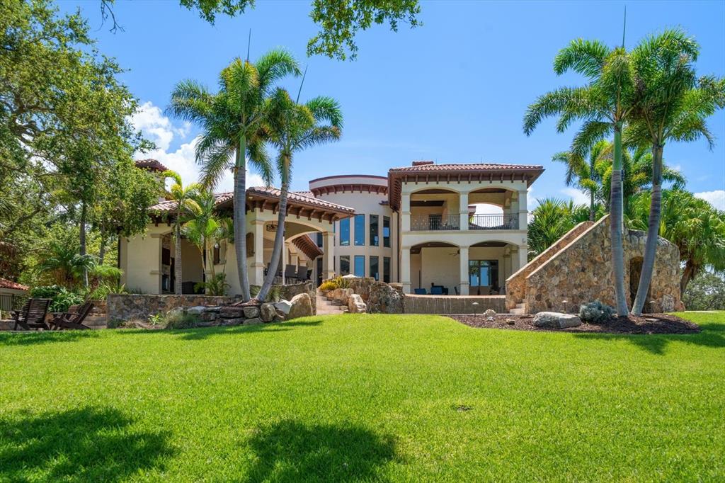 Largo, Florida, 33774, United States, 5 Bedrooms Bedrooms, ,7 BathroomsBathrooms,Residential,For Sale,1876225