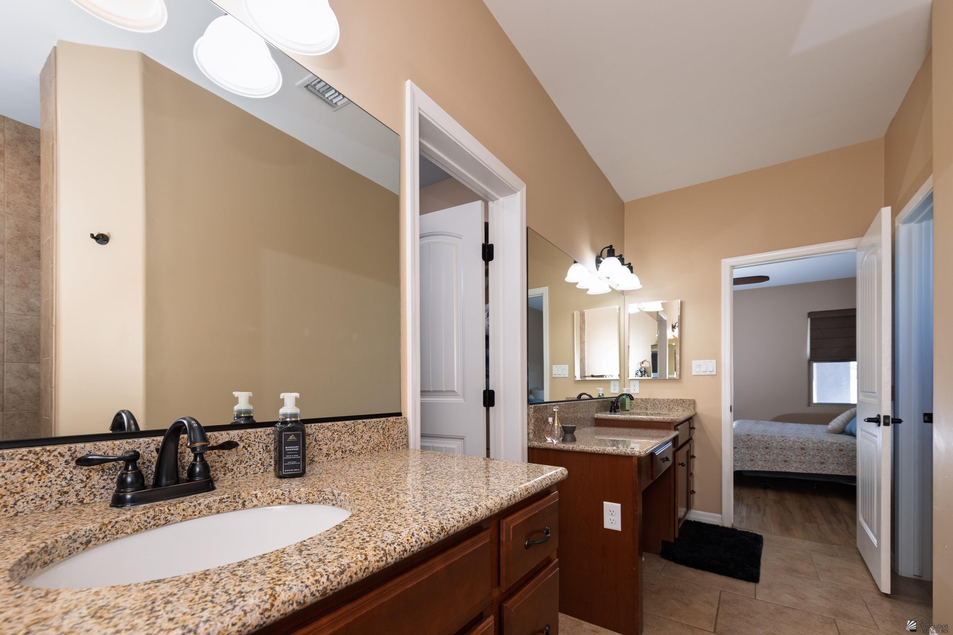 Yuma, Arizona, 85367, United States, 3 Bedrooms Bedrooms, ,1 BathroomBathrooms,Residential,For Sale,1977139